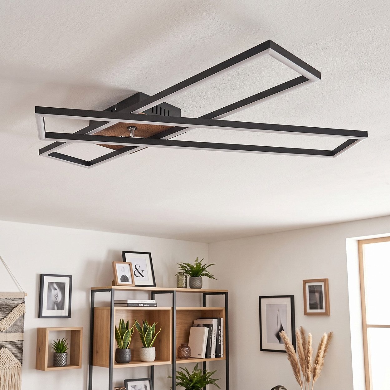 hofstein Deckenleuchte Deckenlampe aus Metall/MDF/Kunststoff in Schwarz/Holzfarben/Weiß, LED wechselbar, 3000 Kelvin, Leuchte im modernen Design mit verstellbarem Element, 1 x LED 30 Watt