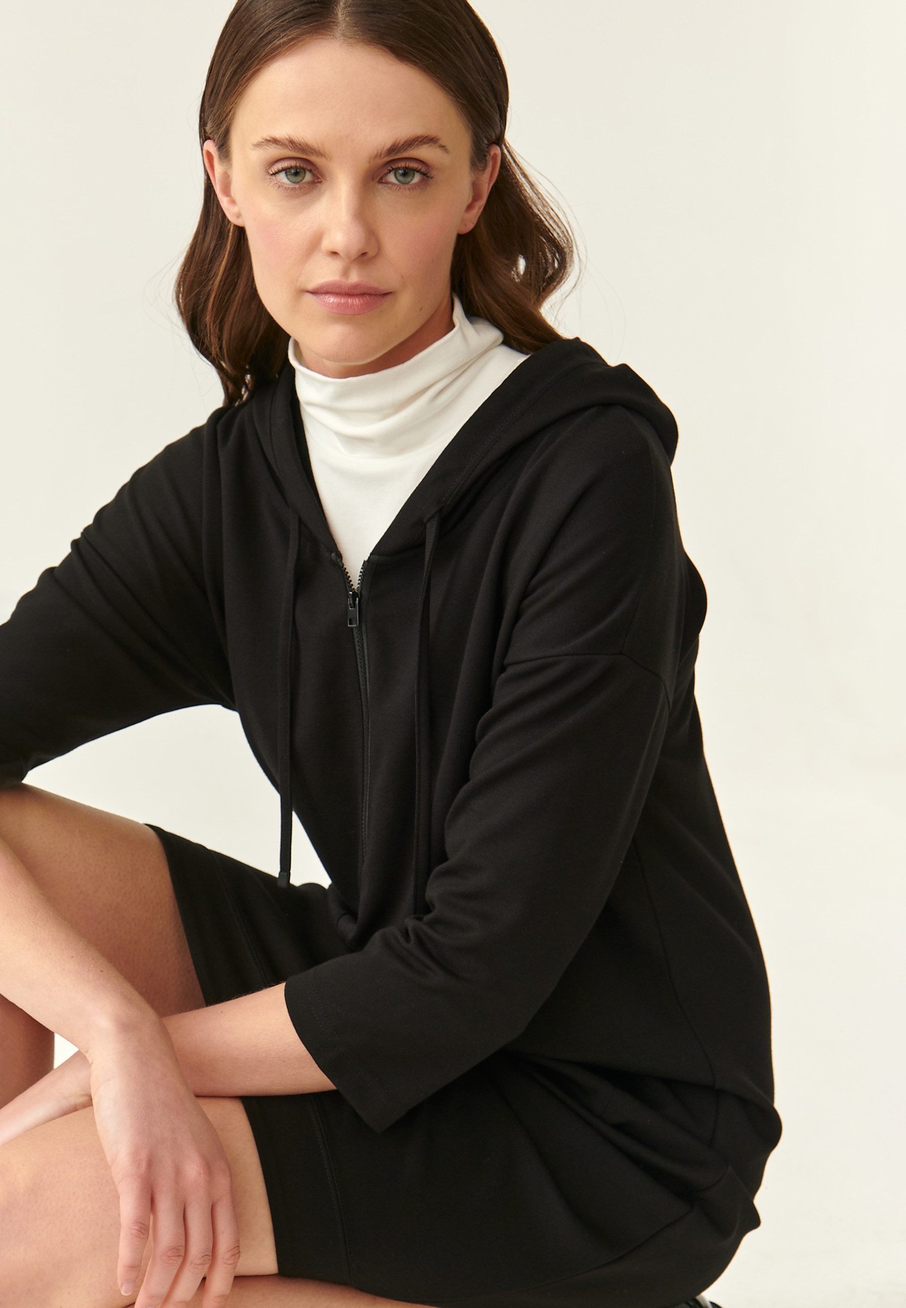 TATUUM Jerseykleid Kleid Sweatshirt Mit Kapuze Semira