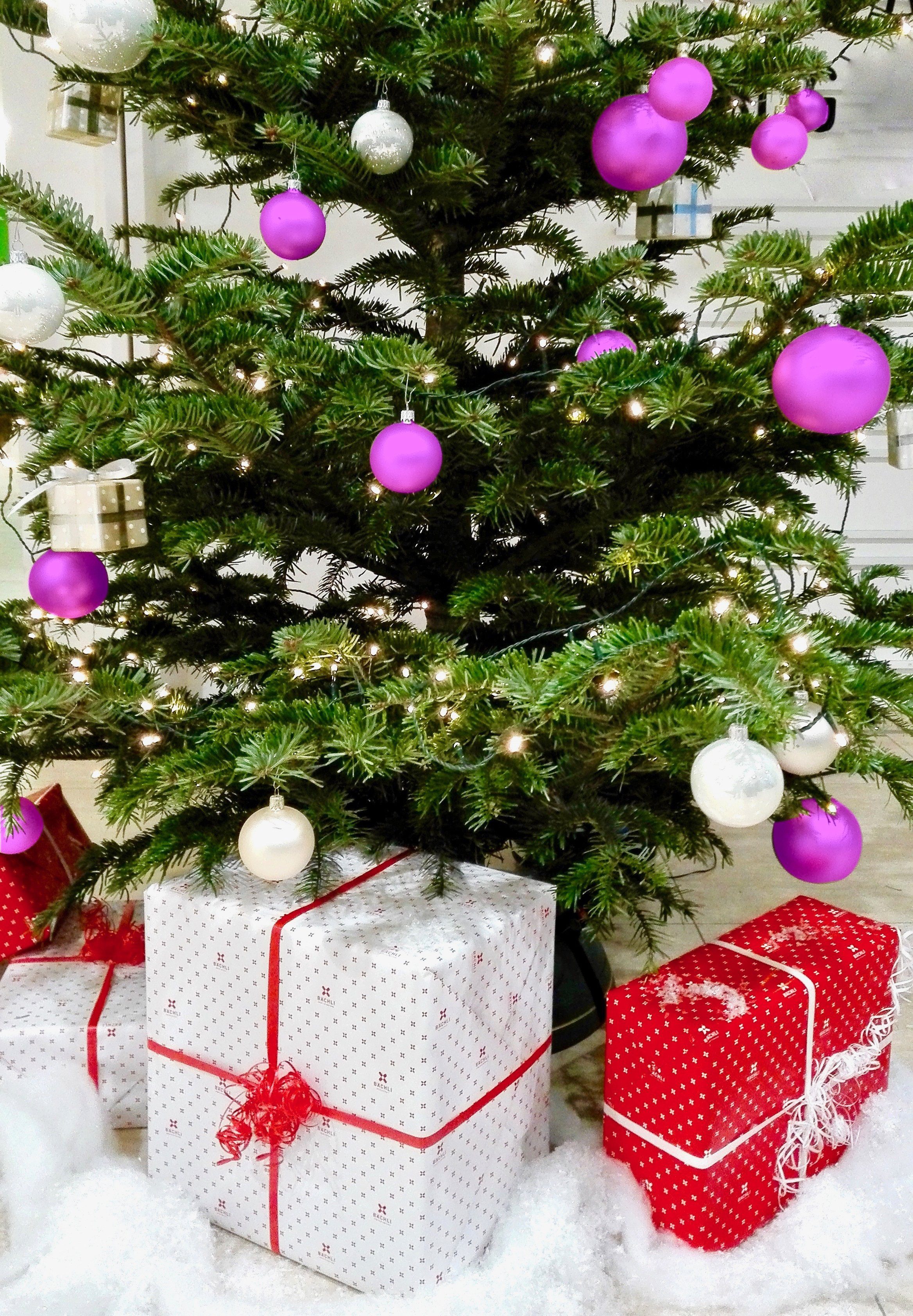 Spetebo Weihnachtsbaumkugel Kunststoff Christbaumkugeln 30 Christbaumschmuck (30 lila Set bruchsicher Baumschmuck Weihnachtskugeln - Teile St), Zierschmuck