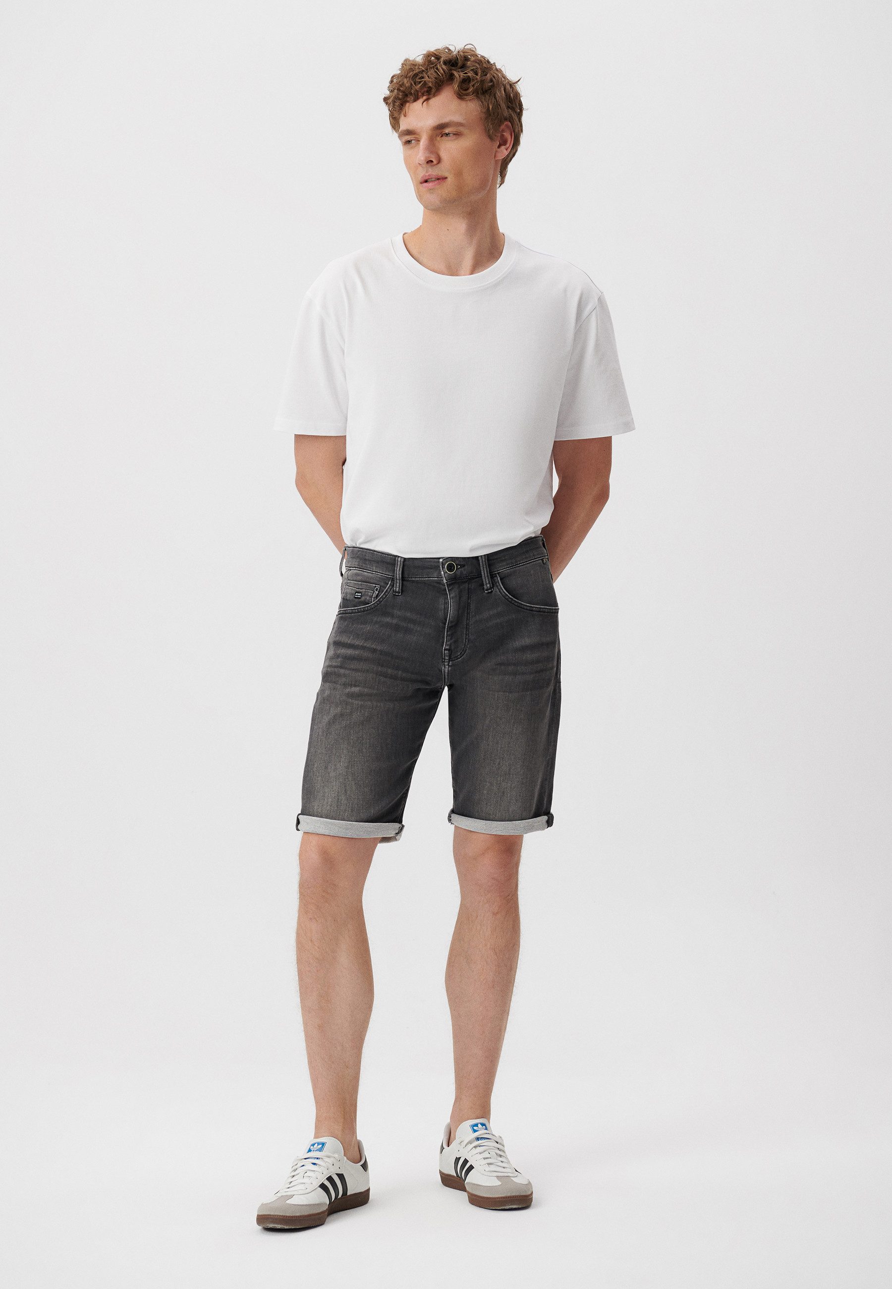 Mavi Shorts