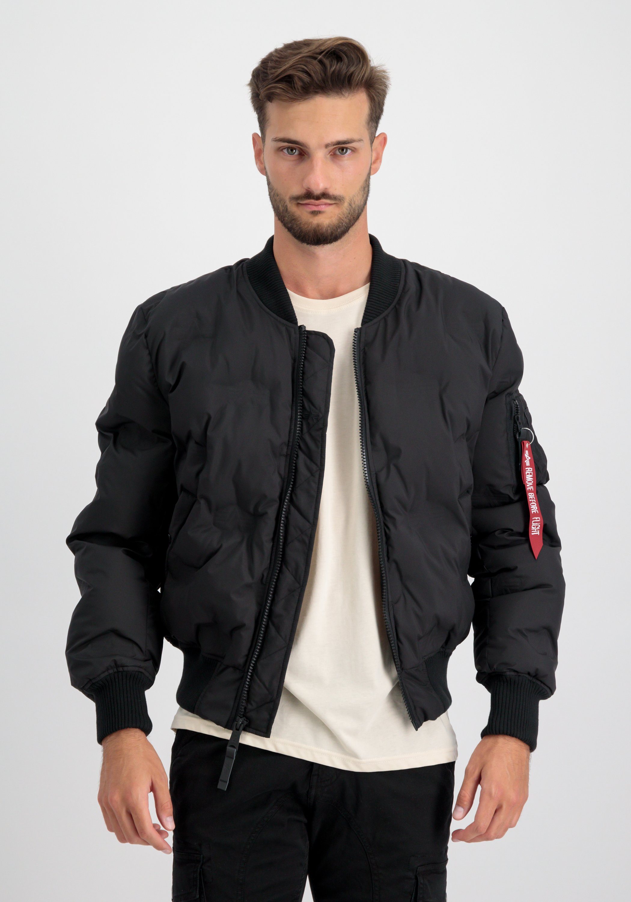 Alpha Industries Kurzjacke Ma1 Emb. Logo Puffer, Rib Bündchen am Hals, Ärmeln und Saum