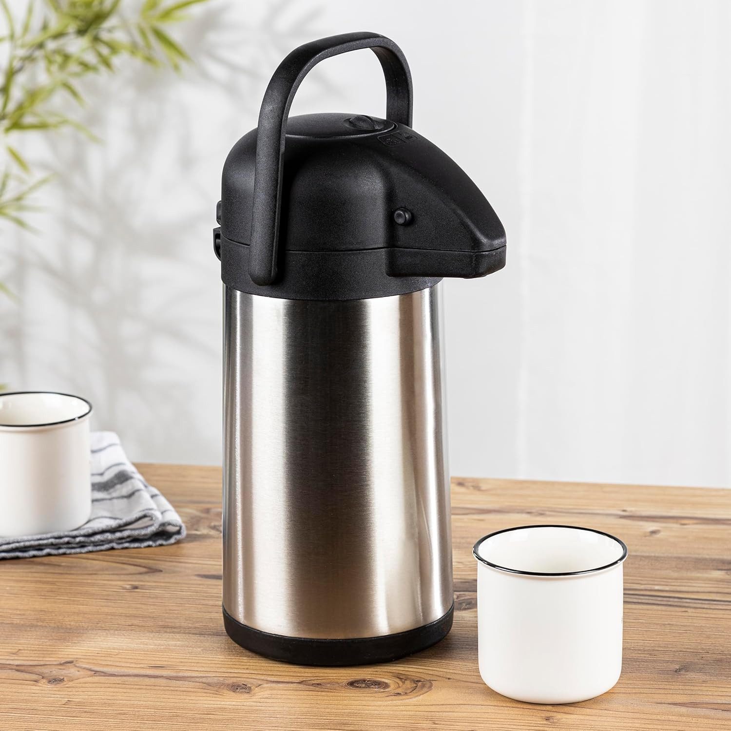 mucHome Pump-Isolierkanne Thermoskanne 2,2 Liter aus Edelstahl Pumpkanne Isolierkanne Thermo, 2,2 l
