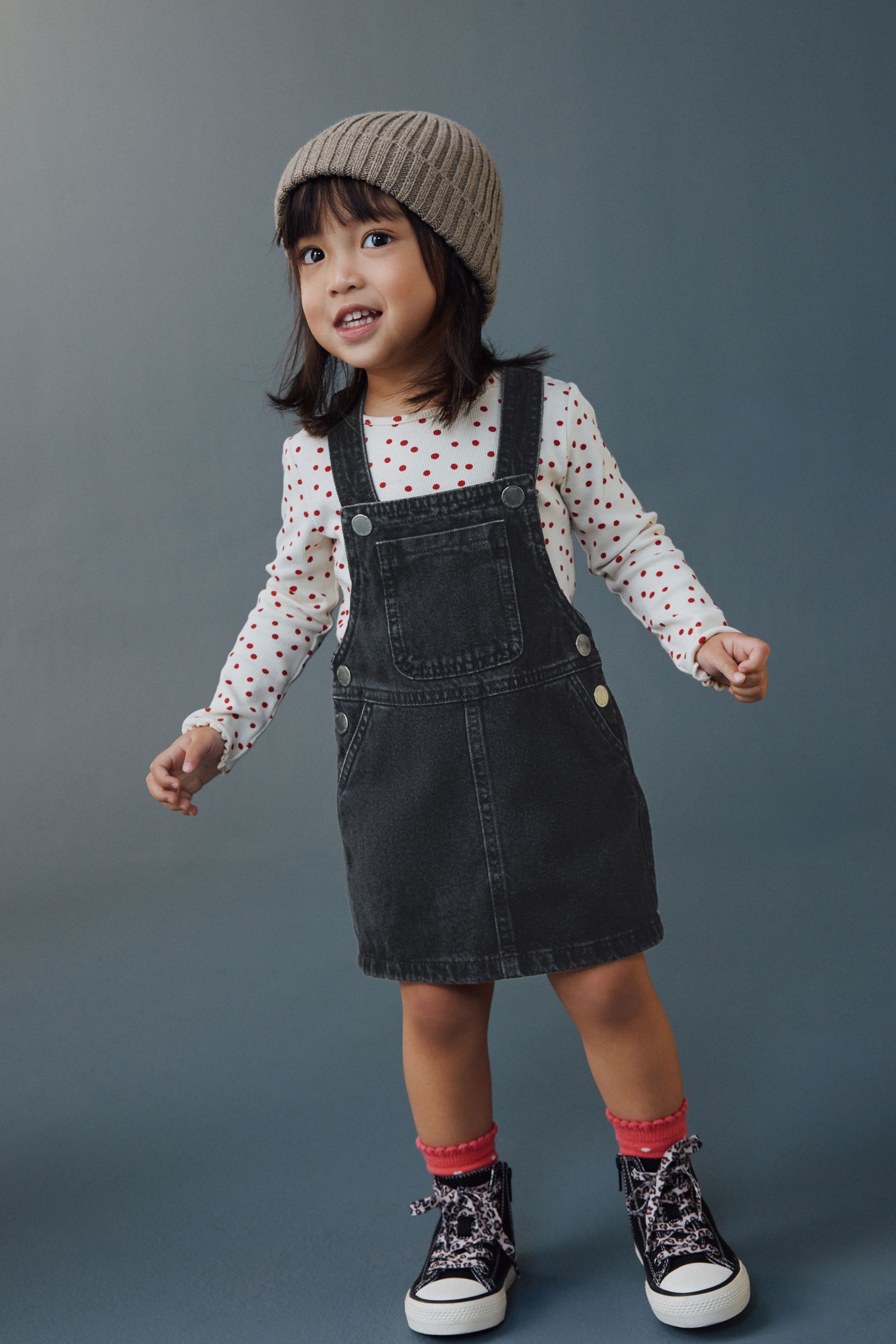 Next Latzkleid Trägerkleid aus Denim (1-tlg)