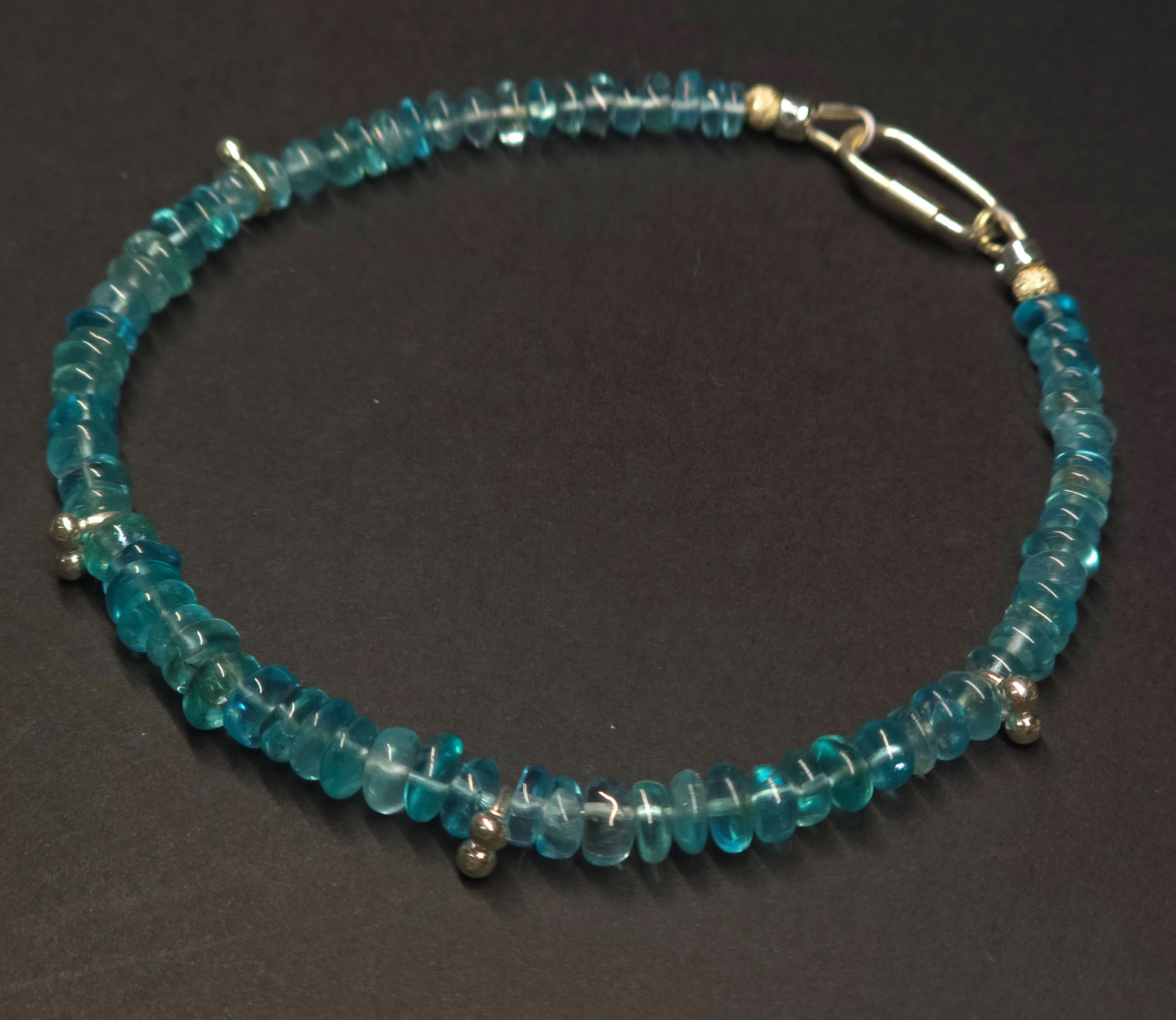 GOLDEN Armband Blauer Apatit Armband 925 Silber, Handgemacht, Naturstein