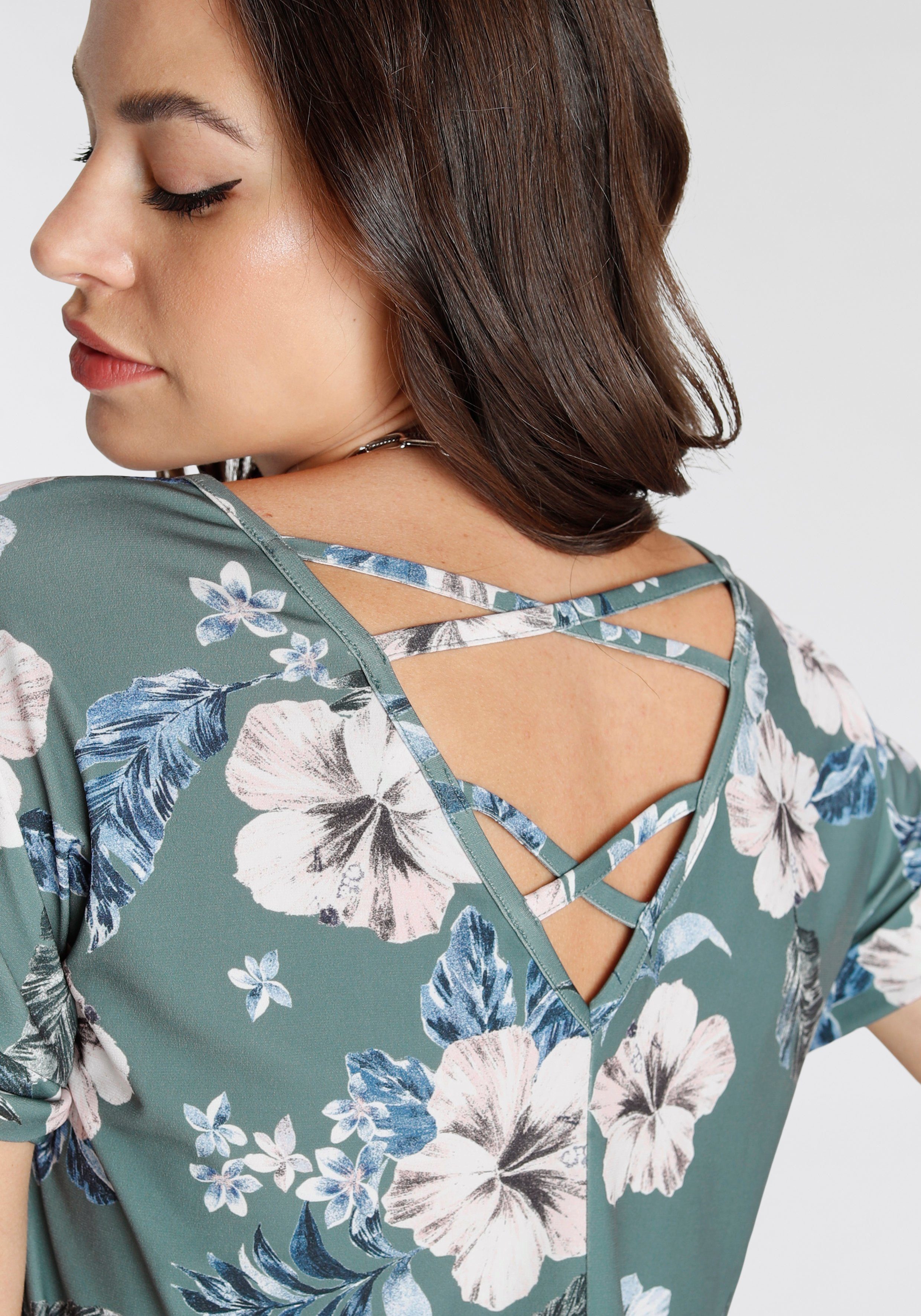 Melrose mit Rücken Schnürdetail im Oversize-Shirt