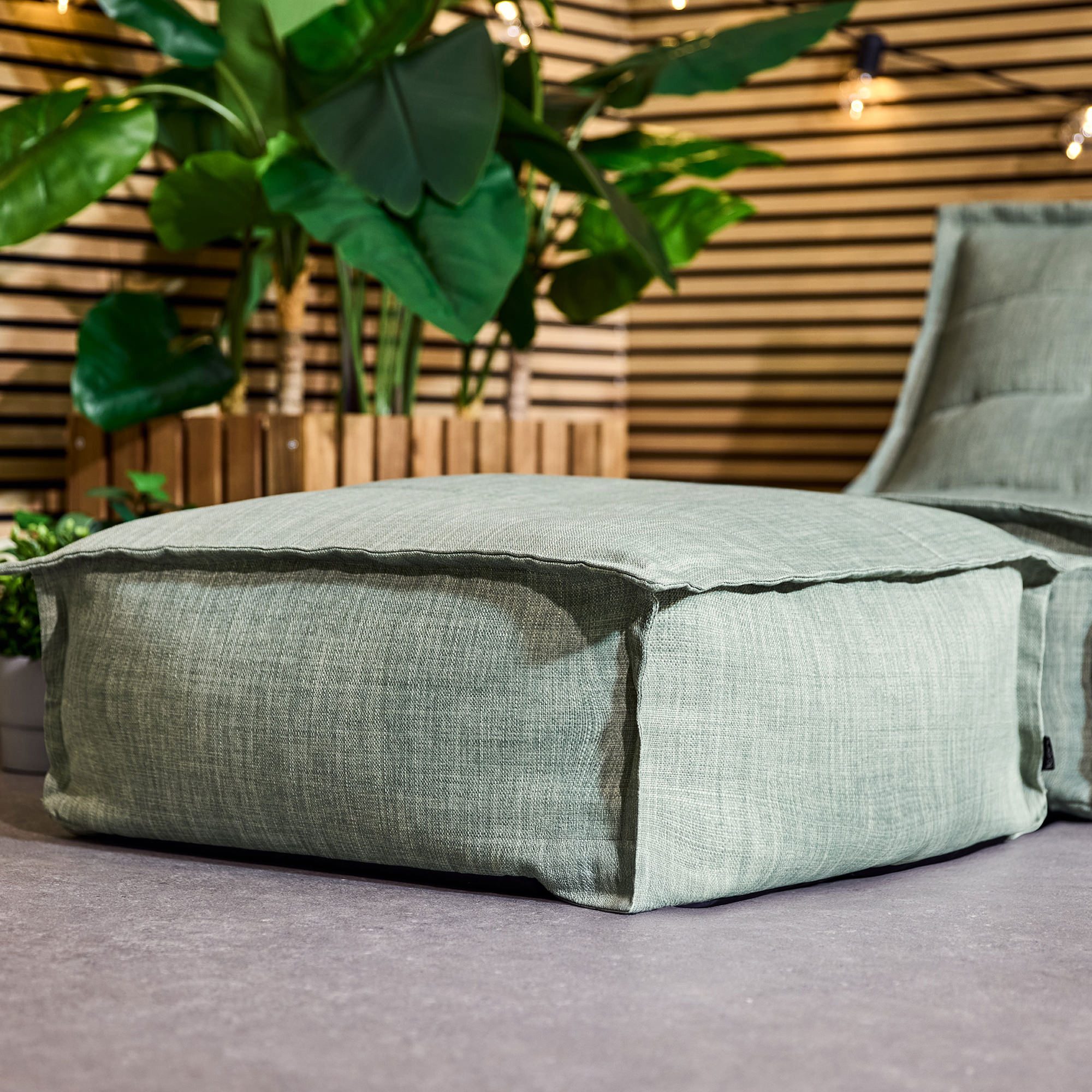 icon Sitzsack Fußhocker für den Innen- und Außenbereich "Vita", mit Füllung, Made in Germany, Sitzhocker, Fußstütze, Sitzpouf, wetterfest