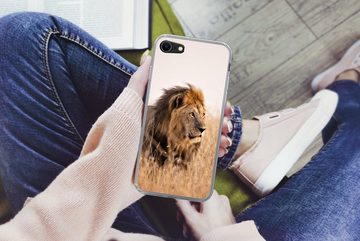 MuchoWow Handyhülle Löwe - Gras - Jagd, Handyhülle Apple iPhone 8, Smartphone-Bumper, Print, Handy Schutzhülle