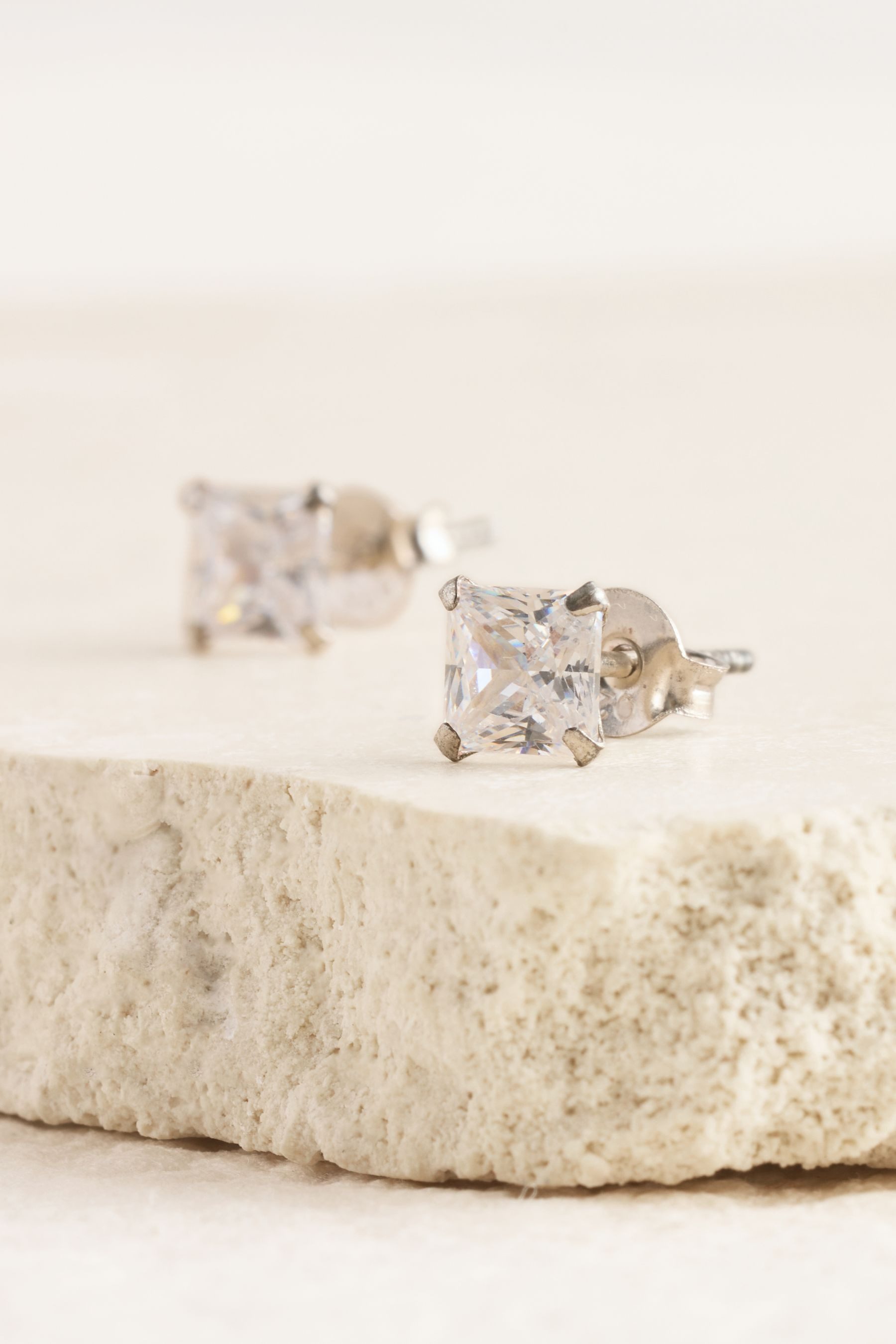 Next Paar Ohrstecker Ohrstecker mit quadratischen Schmucksteinen (1-tlg) günstig online kaufen