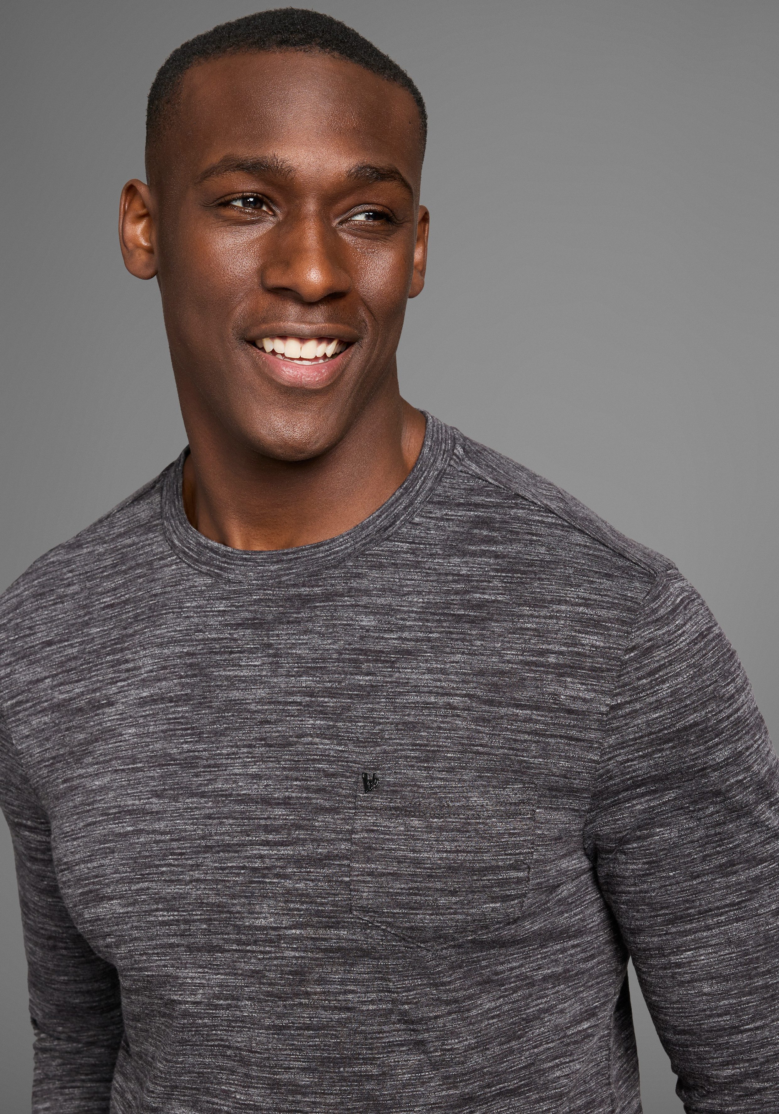 Bruno Banani Langarmshirt Langarmshirt in schmaler Passform