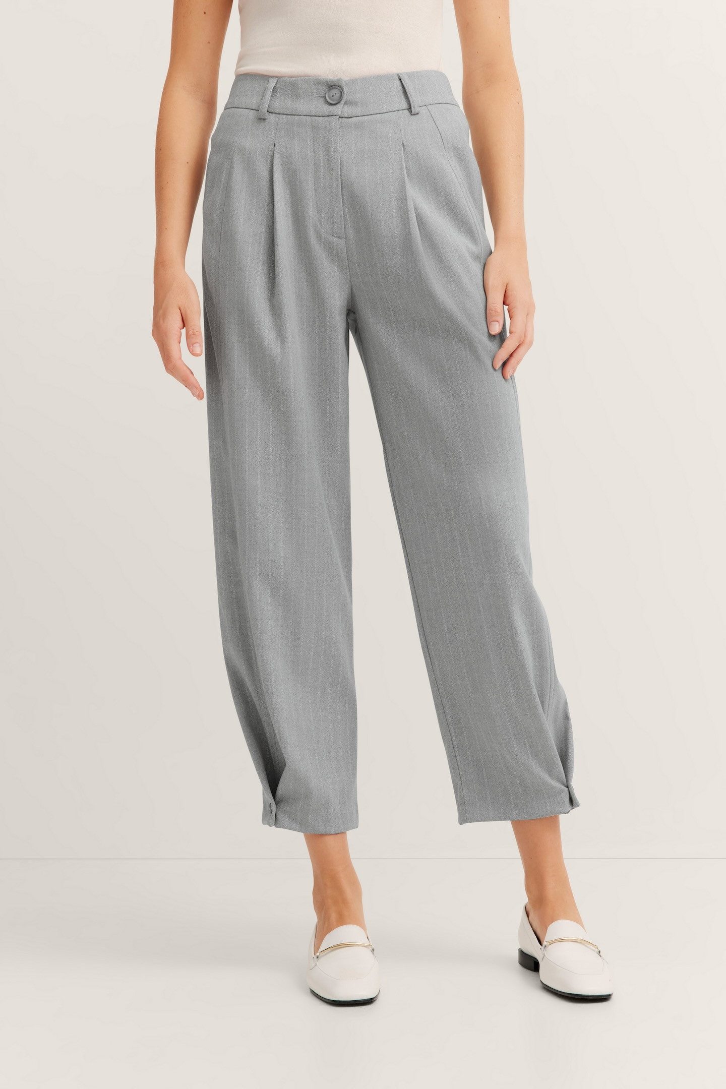 bugatti Stoffhose mit Streifen & Bügelfalte