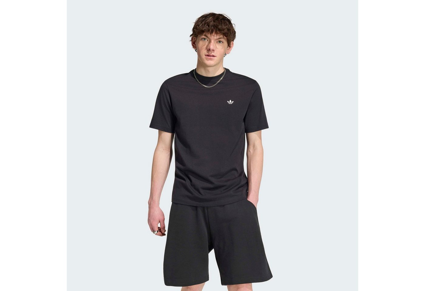 adidas Originals T-Shirt TREFOIL ESSENTIALS mit Rundhalsausschnitt, ohne Verschluss, aus Baumwolle