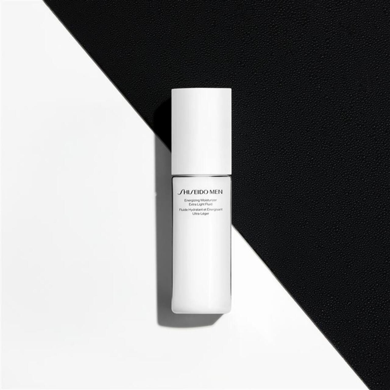 SHISEIDO Tagescreme Men Energizing Moisturizer Extra Light Fluid