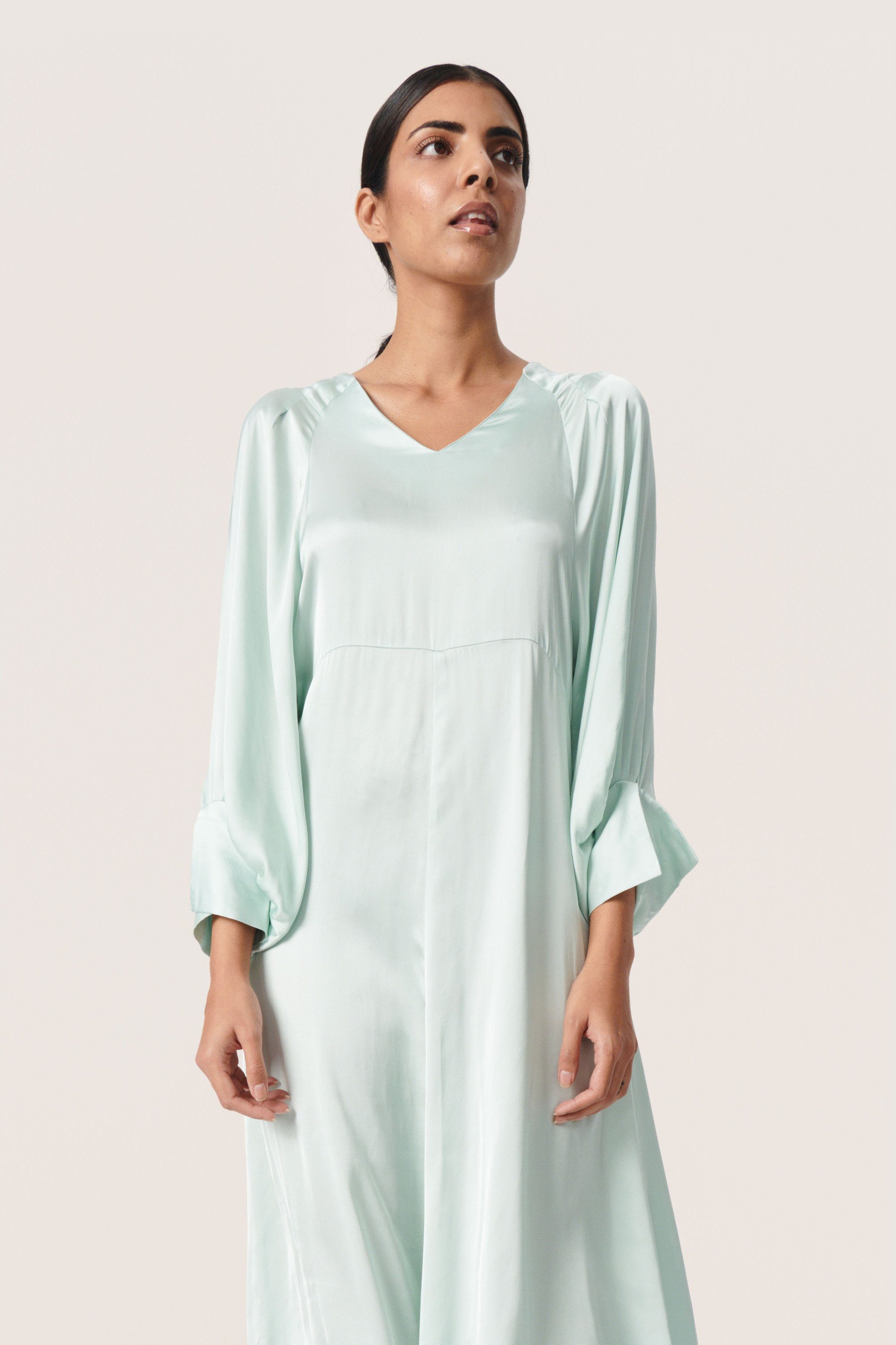 SOAKED IN LUXURY Blusenkleid Kleid SLUlrike