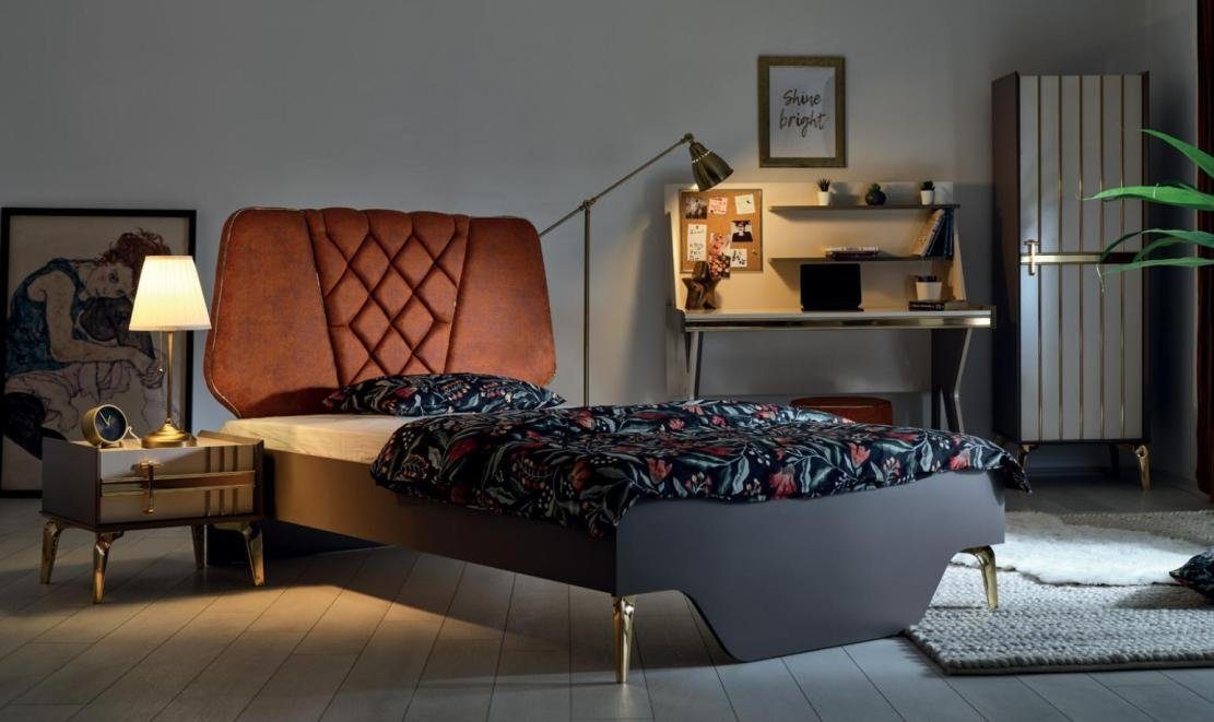 Nachttisch (3-St., Bett, Schreibtisch), in Europa Schreibtisch, Nachttisch, Set Bett Schlafzimmermöbel Luxuriöses JVmoebel Schlafzimmer-Set modern Made