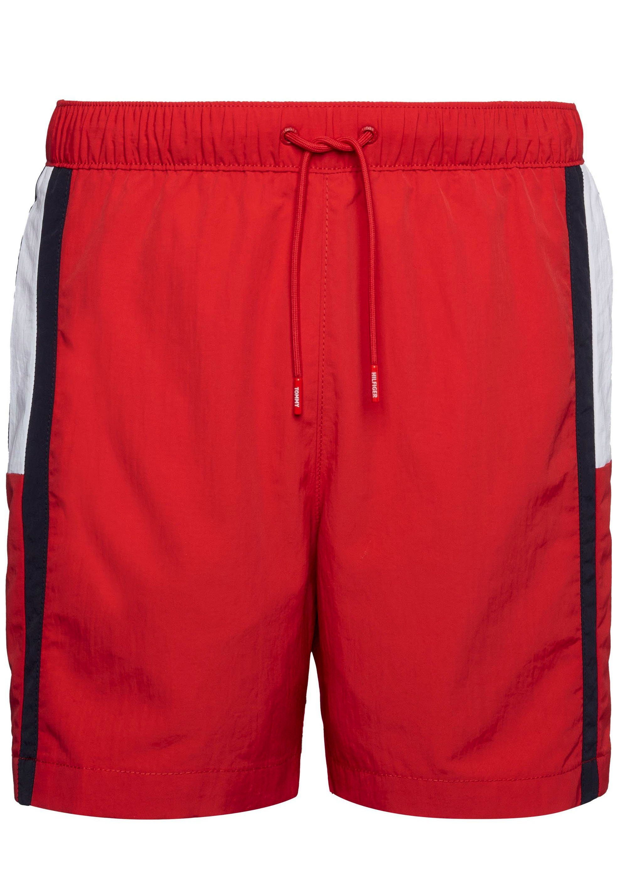 Tommy Markenlabel Swimwear mit MEDIUM DRAWSTRING SF Badeshorts Primary-Red Tommy Hilfiger Hilfiger