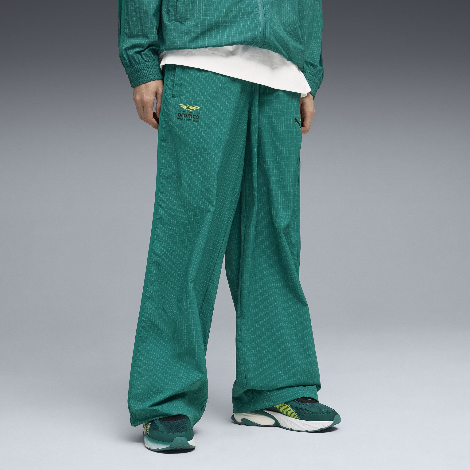 PUMA Sporthose PUMA x ASTON MARTIN ARAMCO F1® TEAM Lifestyle T7 Oversized Hose