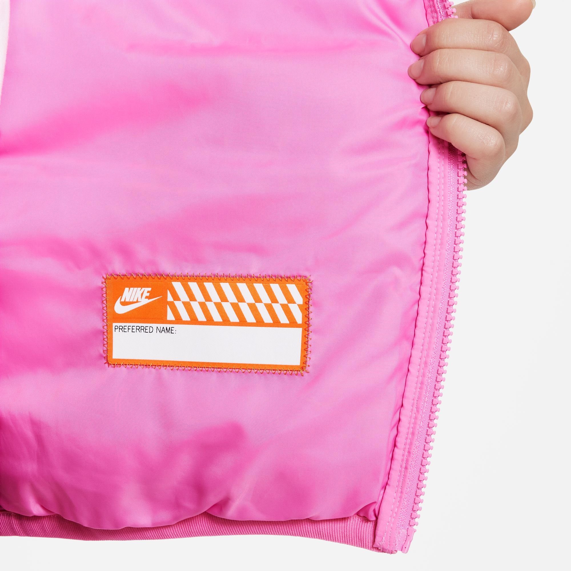NSW Nike JKT PINK/PLAYFUL Kinder Outdoorjacke K PLAYFUL Sportswear für HD LOW SYNFL PINK/WHITE -