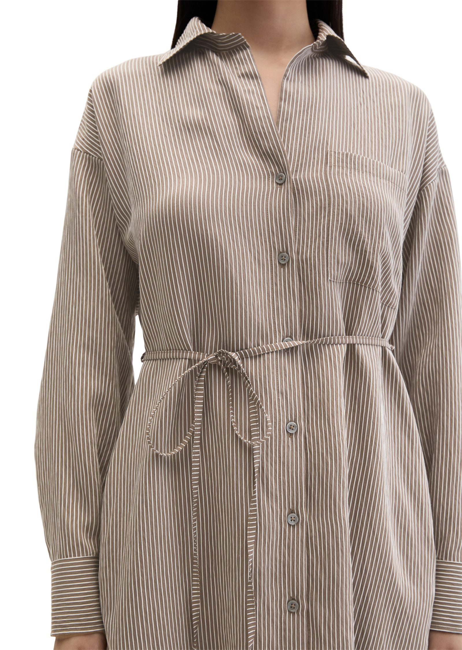 Marc O'Polo Blusenkleid Gestreiftes Crinkle-Blusenkleid regular fit aus LENZING™ ECOVERO™ – Bild 3 von 5