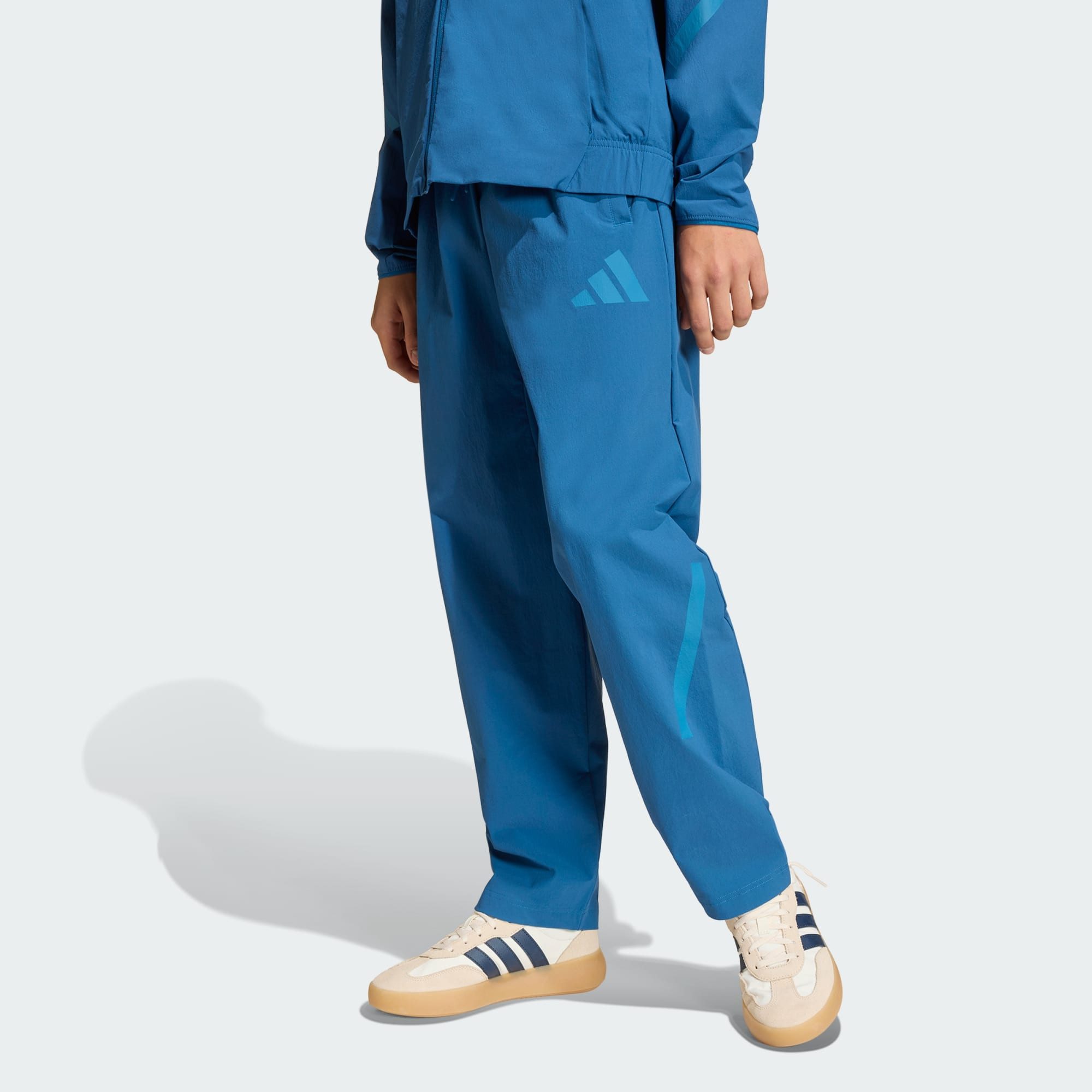 adidas Sportswear Cargohose ADIDAS Z.N.E. WOVEN TRAVEL HOSE (1-tlg)