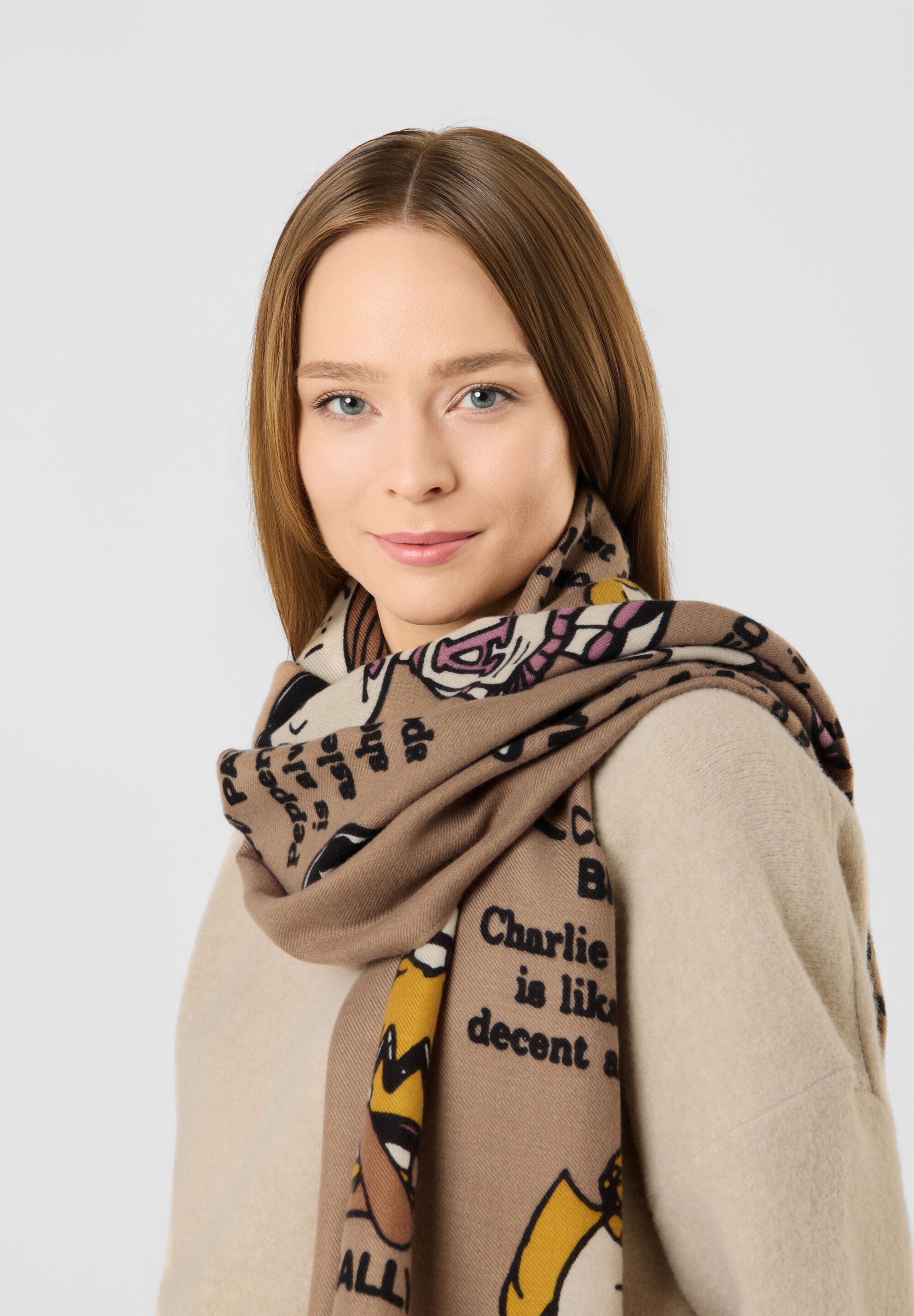 Codello Modeschal, (1-St), mit Peanuts-Print