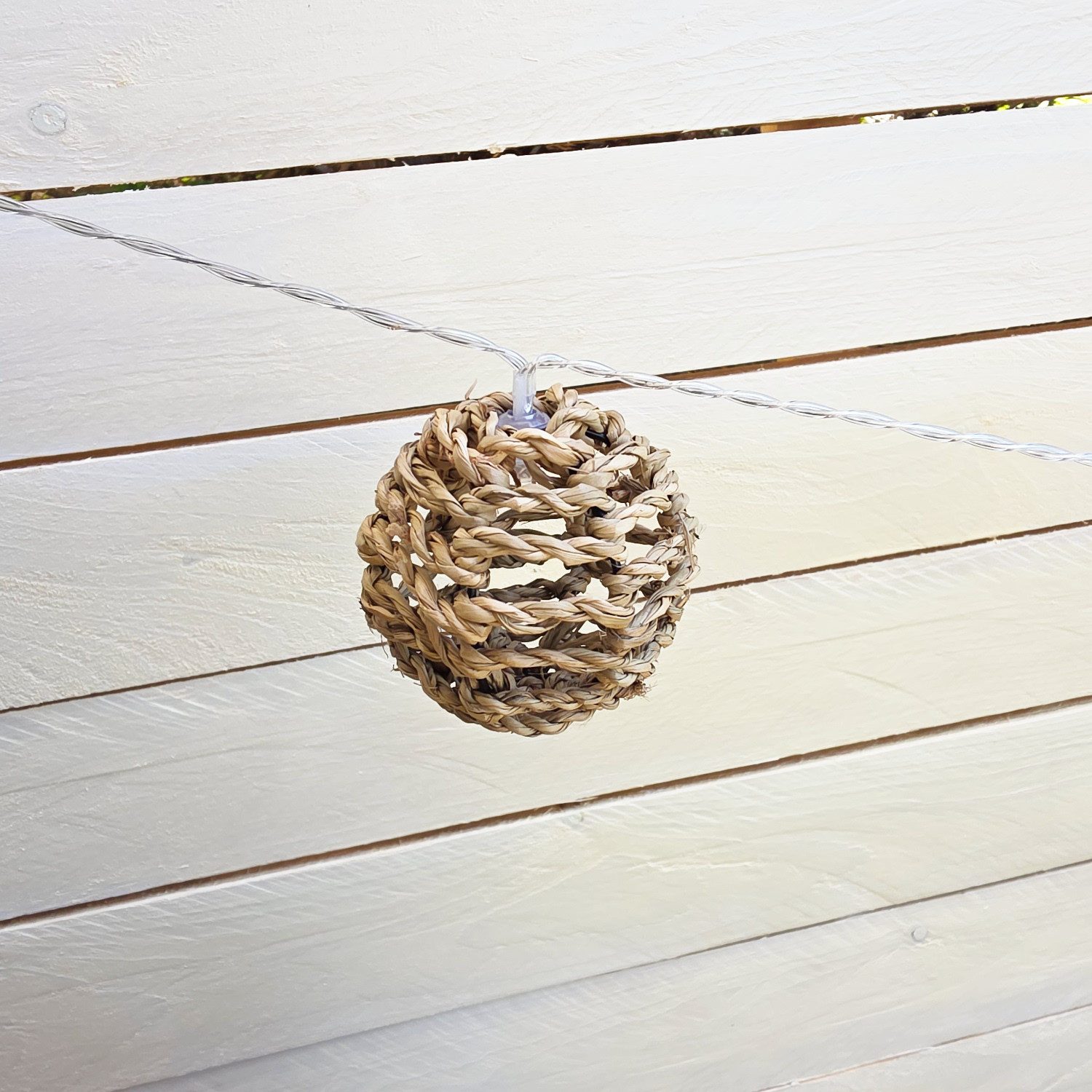Macosa Home LED-Lichterkette Rattan Kugeln warmweiß IP44 für Außen & Innen Boho LED Lichterkette, 180 cm mit Natur-Lampenschirmen LED