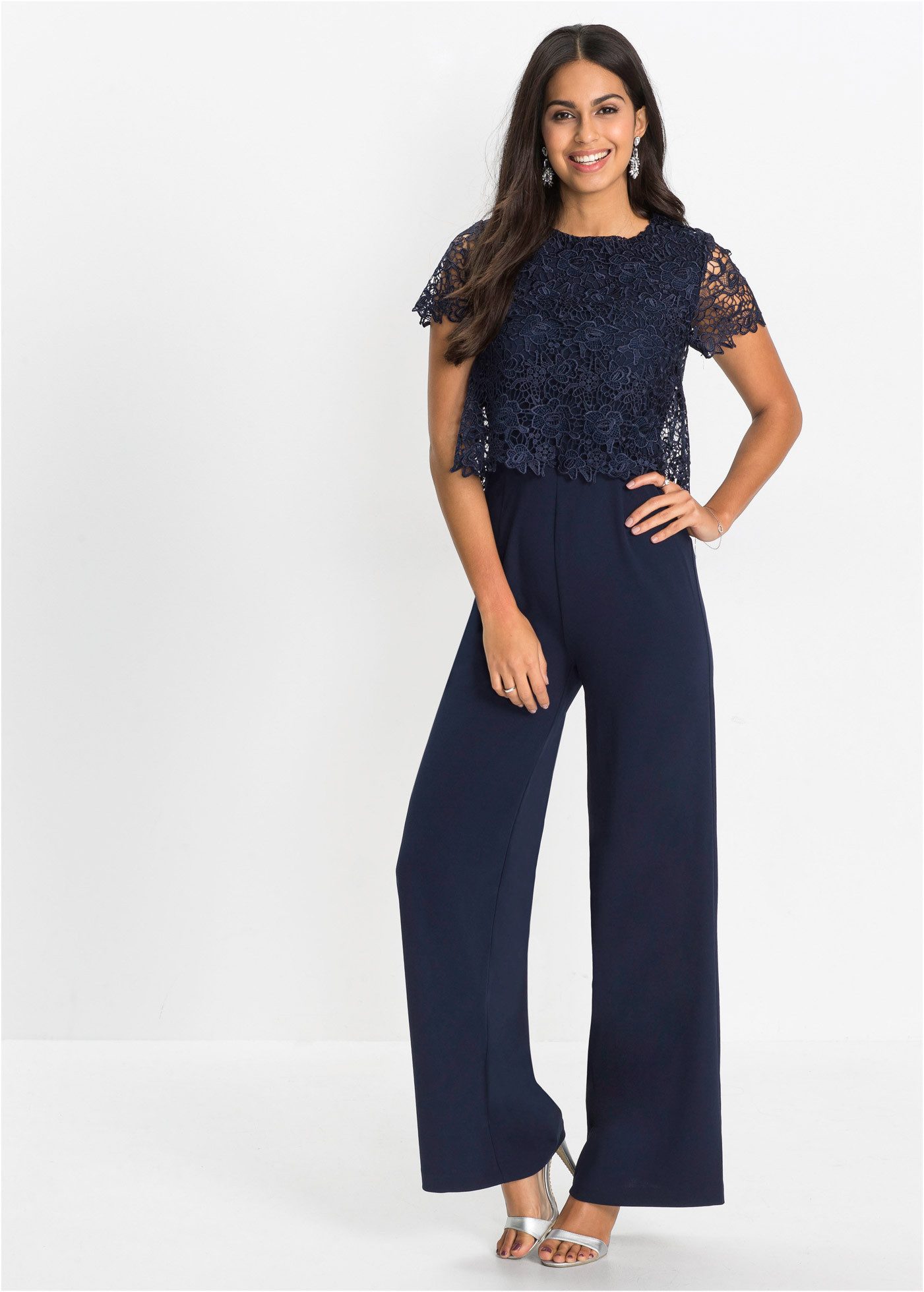bonprix Jumpsuit mit kurzem Arm, figurumspielende Passform, weites Bein günstig online kaufen