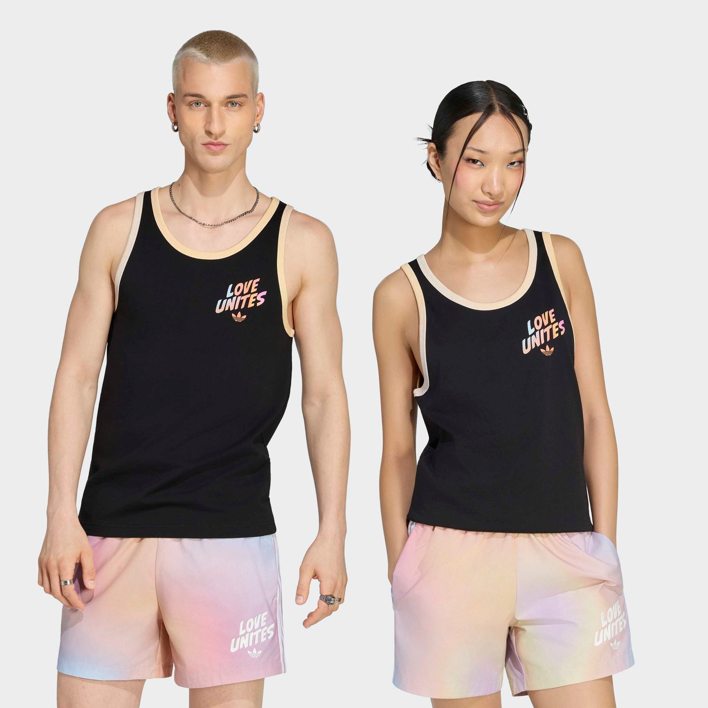adidas Originals Tanktop PRIDE GFX TANK für Erwachsene, mit Rundhalsausschnitt, ohne Verschluss, aus Baumwolle