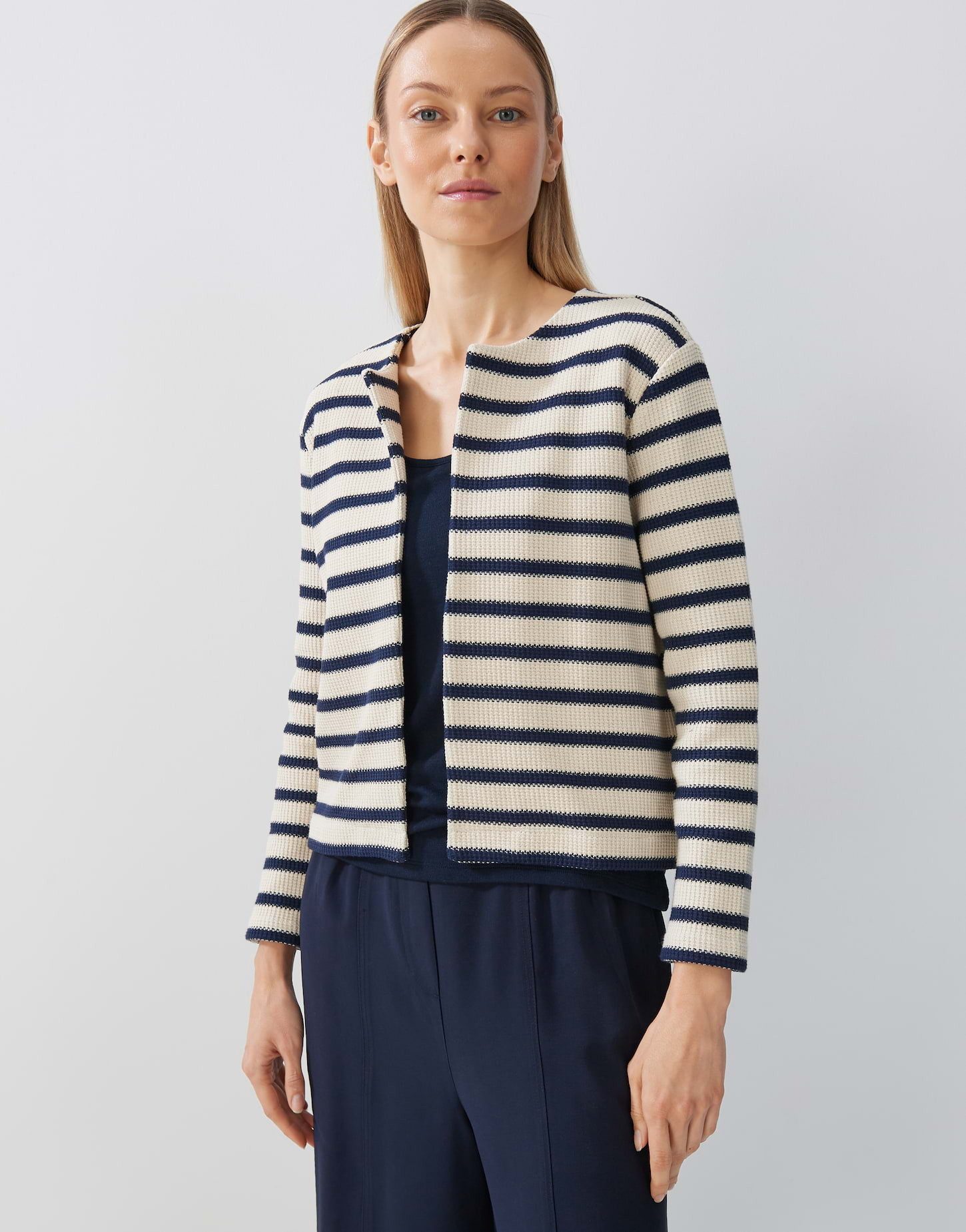 someday Sweatjacke Kurze Sweatjacke Loose aus nachhaltiger Baumwolle