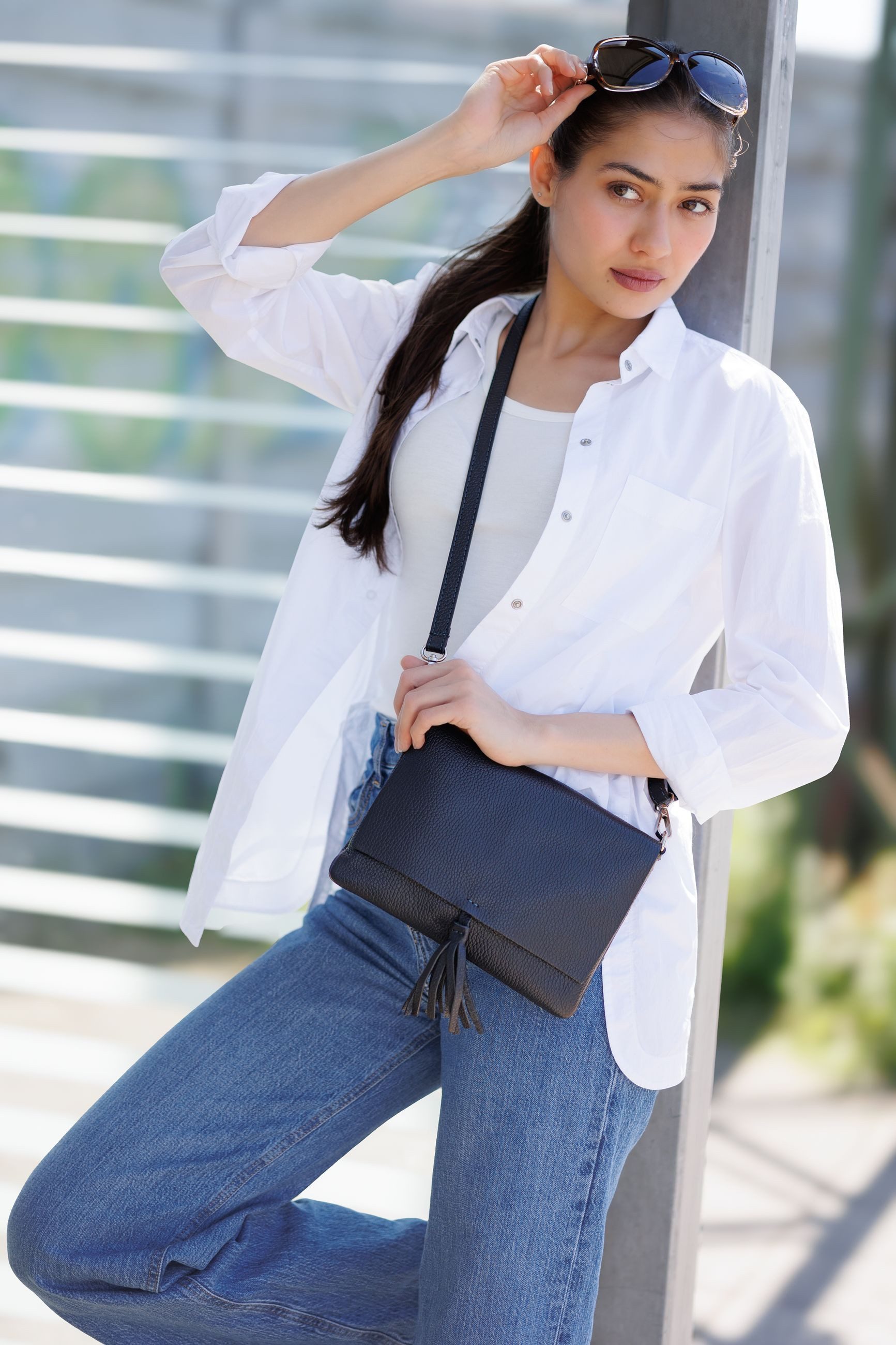 Caspar Clutch Abendtasche Damen Leder Handtasche - CLASSIC LINE - Modell No.830, leicht, elegant & unempfindlich - 100% Echtleder - Handmade in Italy – Bild 5 von 5
