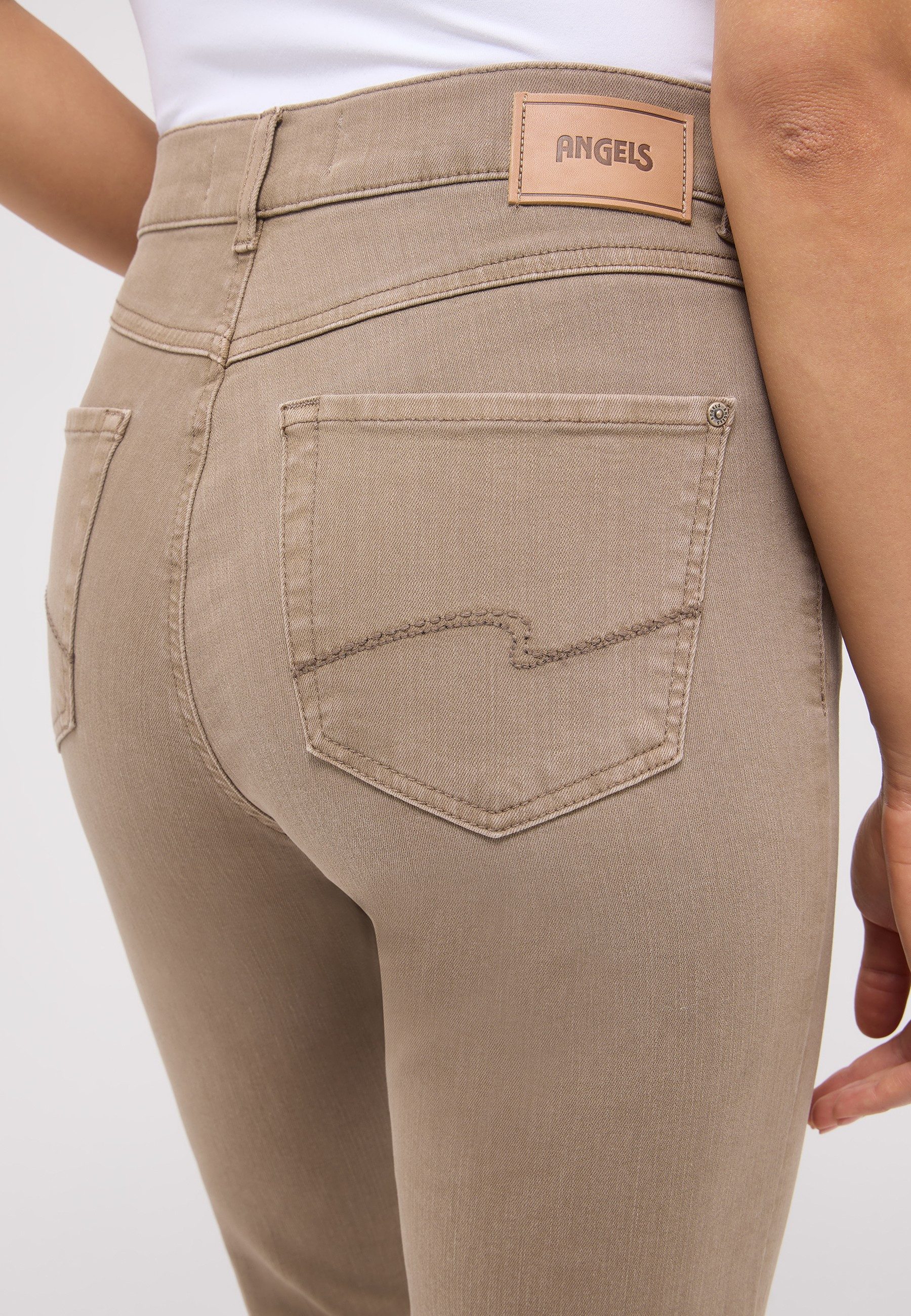 ANGELS Straight-Jeans CICI Straight-Schnitt, Slim fit Passform, aus Baumwollmischung