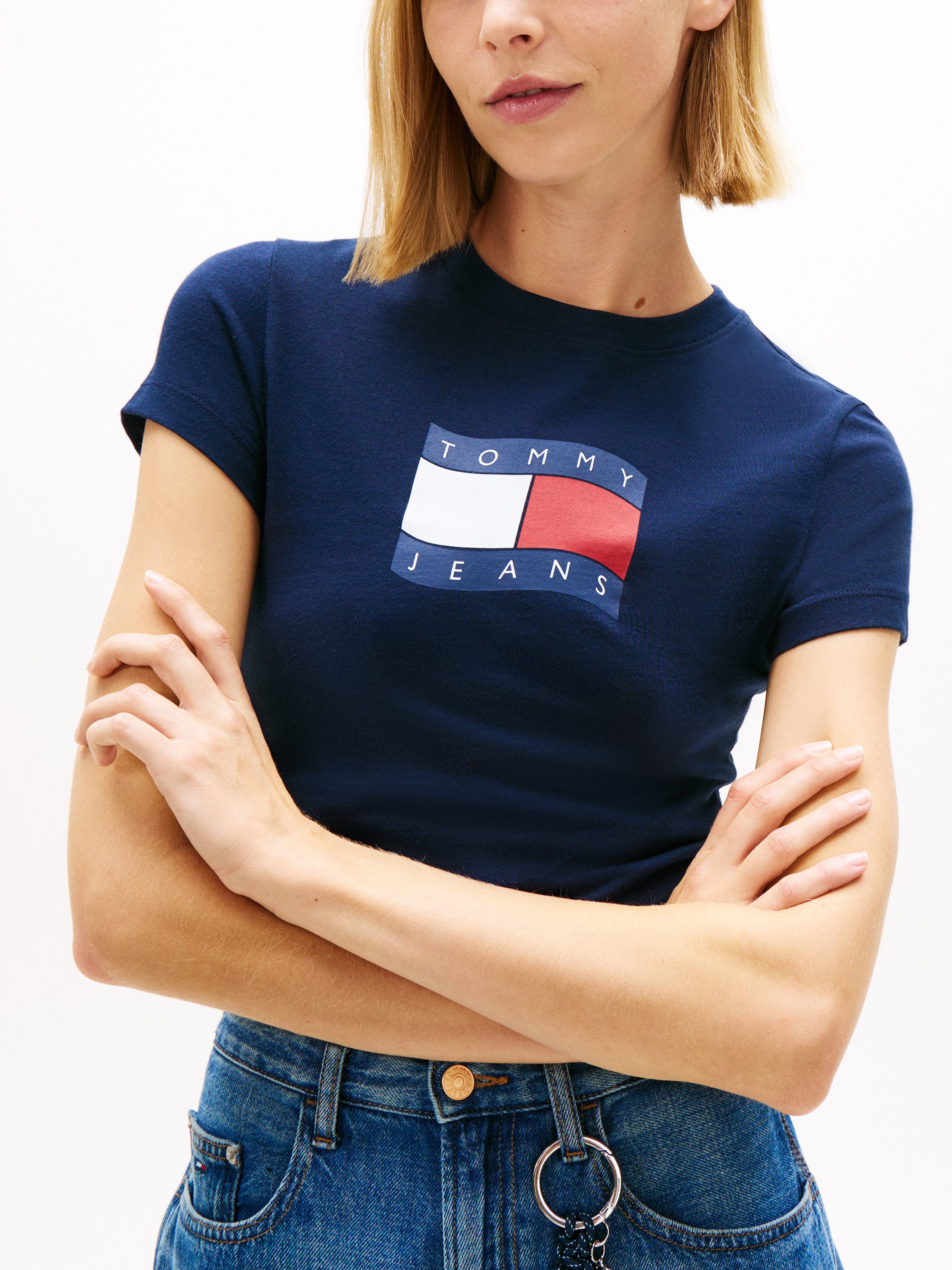 Tommy Jeans T-Shirt TJW SLIM WAVY FLAG TEE EXT mit Rundhalsausschnitt