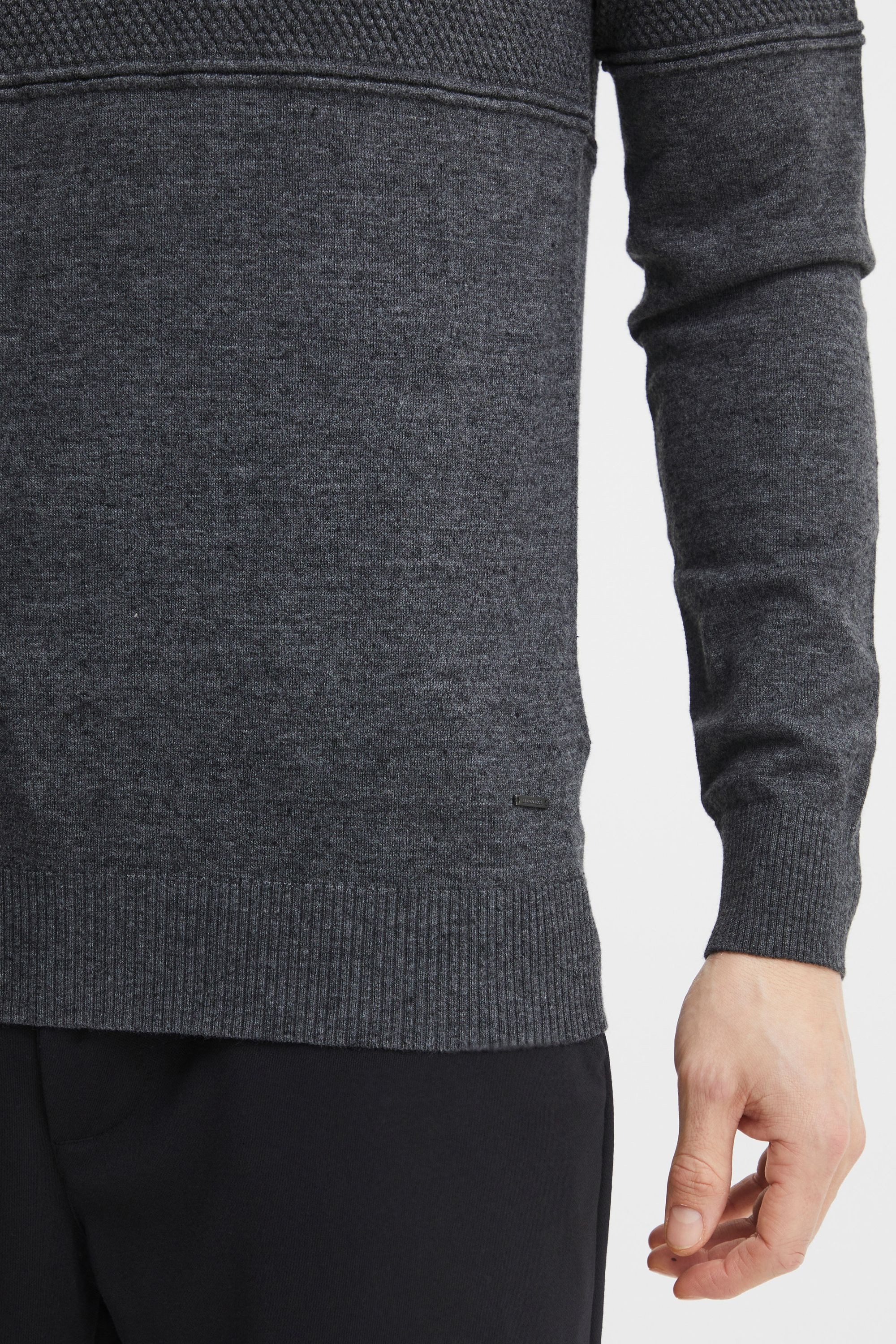 11 Project Strickpullover PRYannis Modischer Pullover