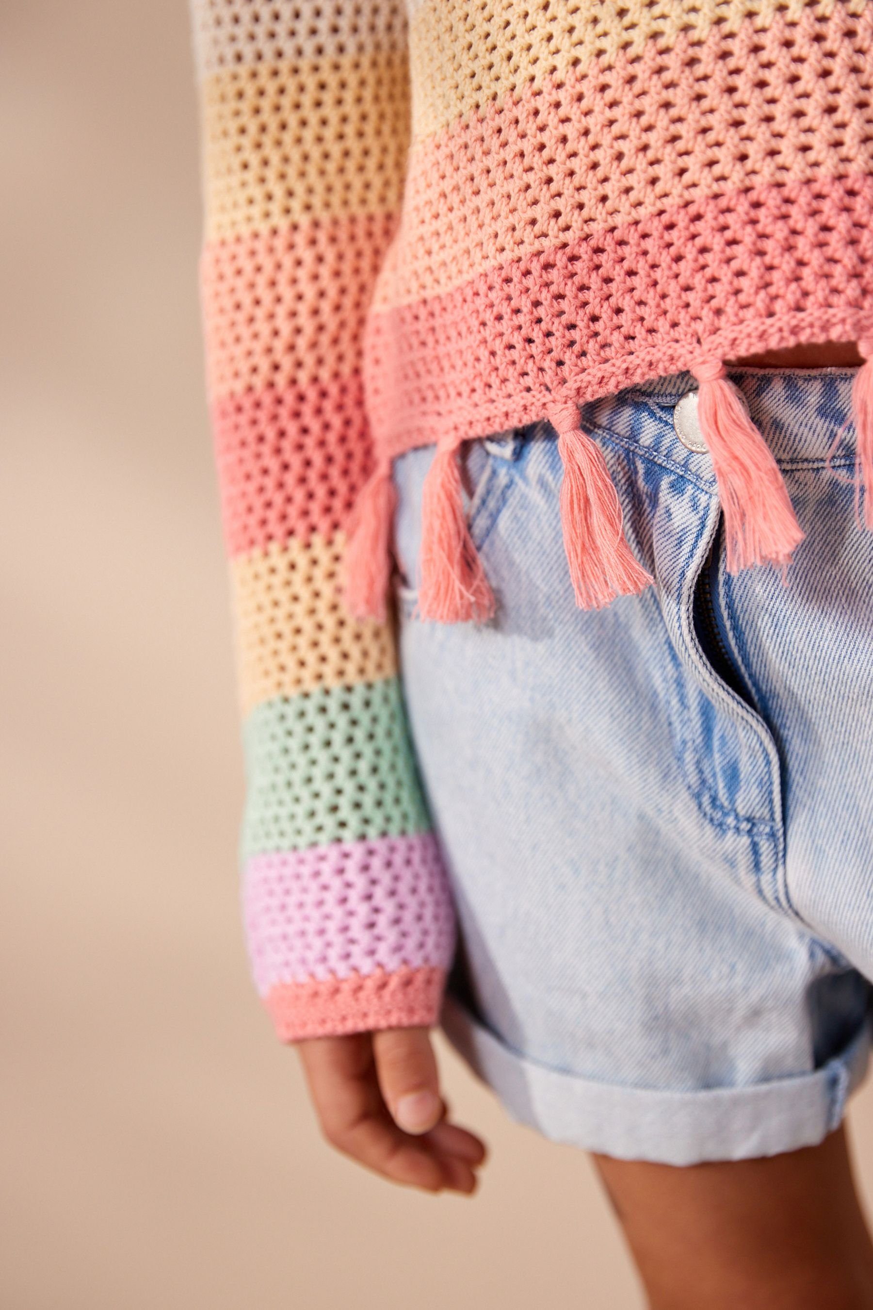 Next Rundhalspullover Regenbogen-Pullover mit Fransen (1-tlg)