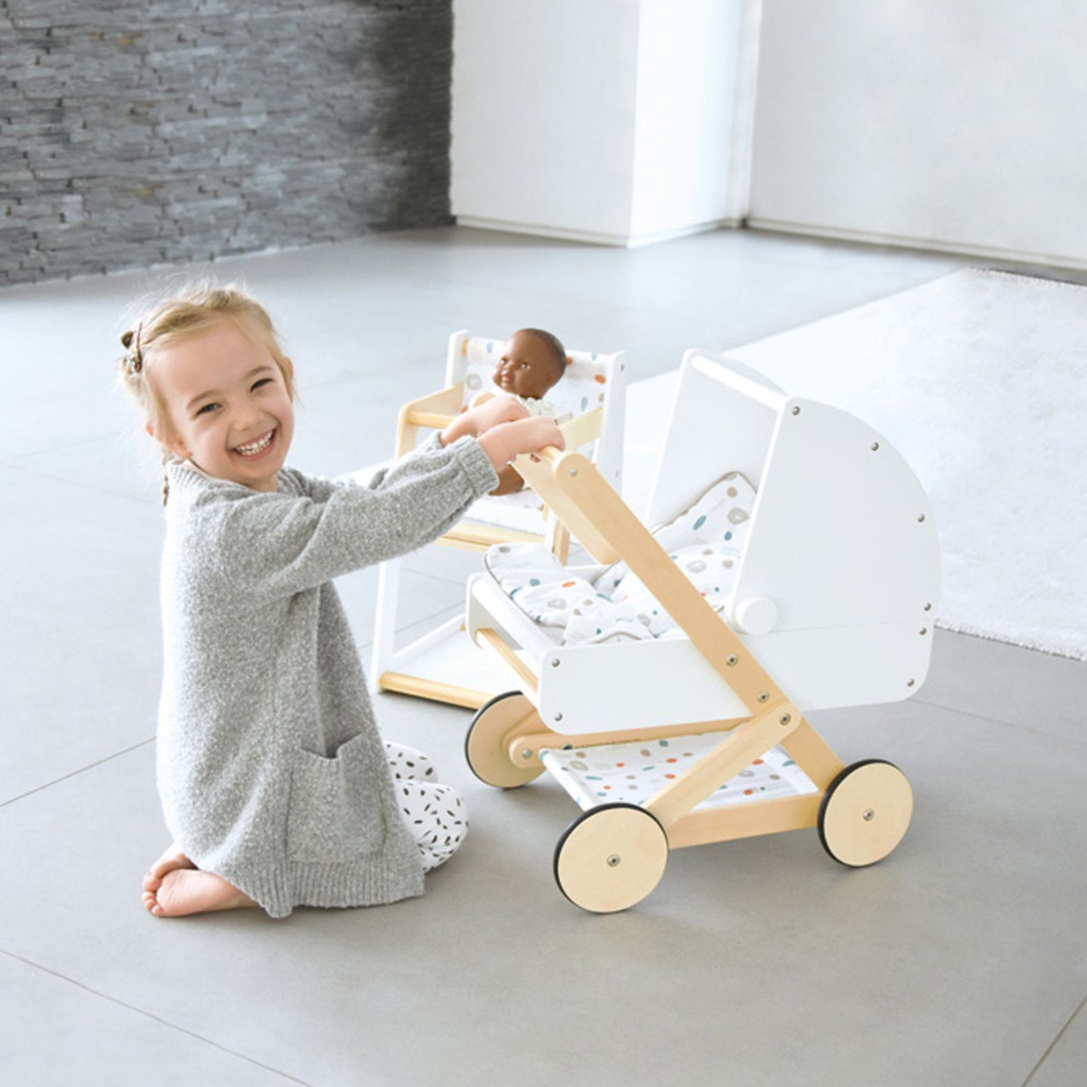 Small Foot Puppenwagen Puppenwagen Little Button, "in oder gegen die Fahrtrichtung" verwendbar