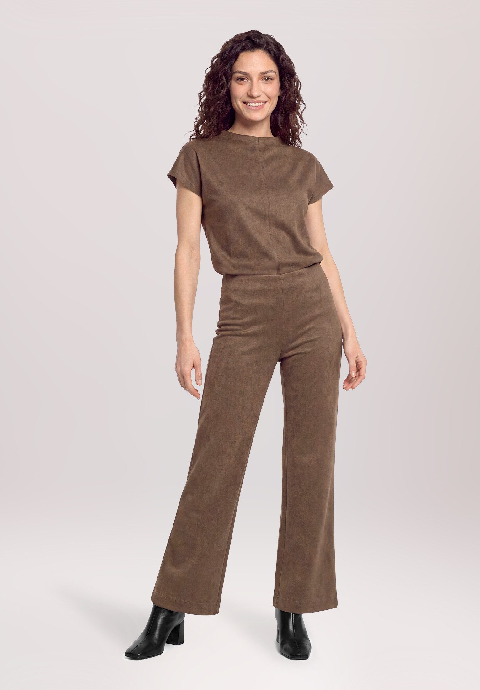 Cartoon Culotte Damen mit weitem Bein