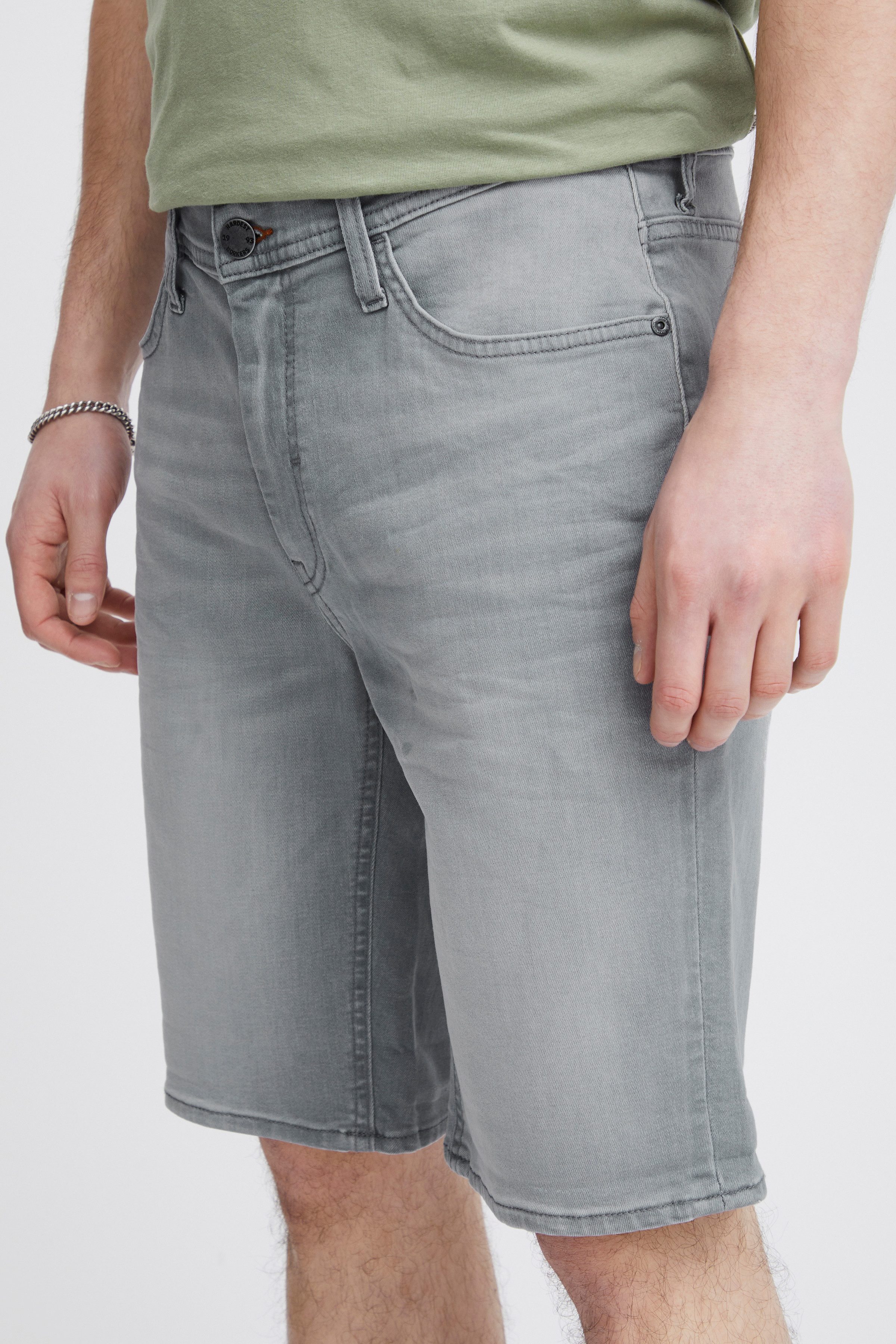 Blend Shorts BHTWISTER-denimshorts mit Markenlabel, aus Baumwollmischung, Regular Fit, knielange Form