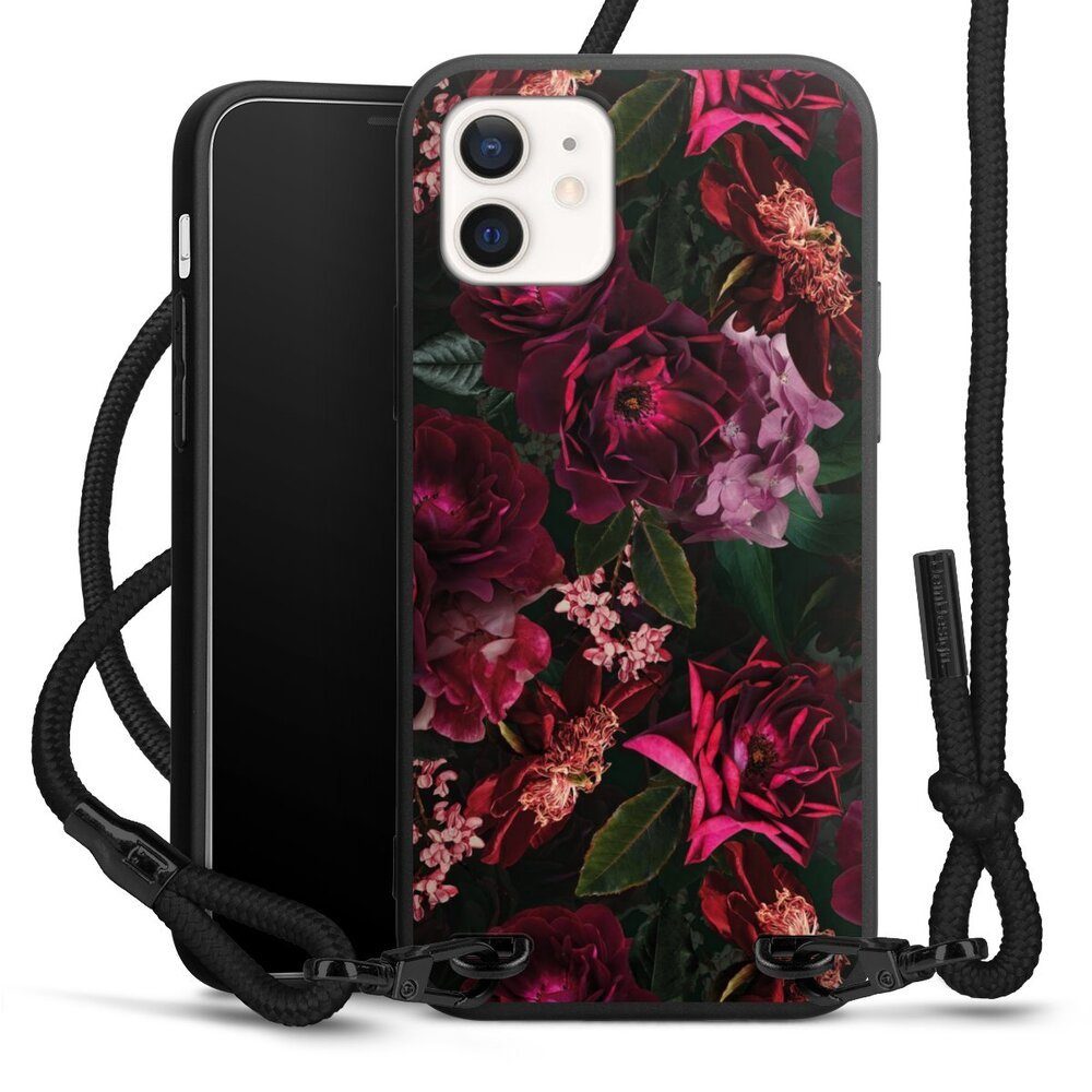 DeinDesign Handyhülle Rose Blumen Blüte Dark Red and Pink Flowers, Apple iPhone 12 Premium Handykette Hülle mit Band Case zum Umhängen