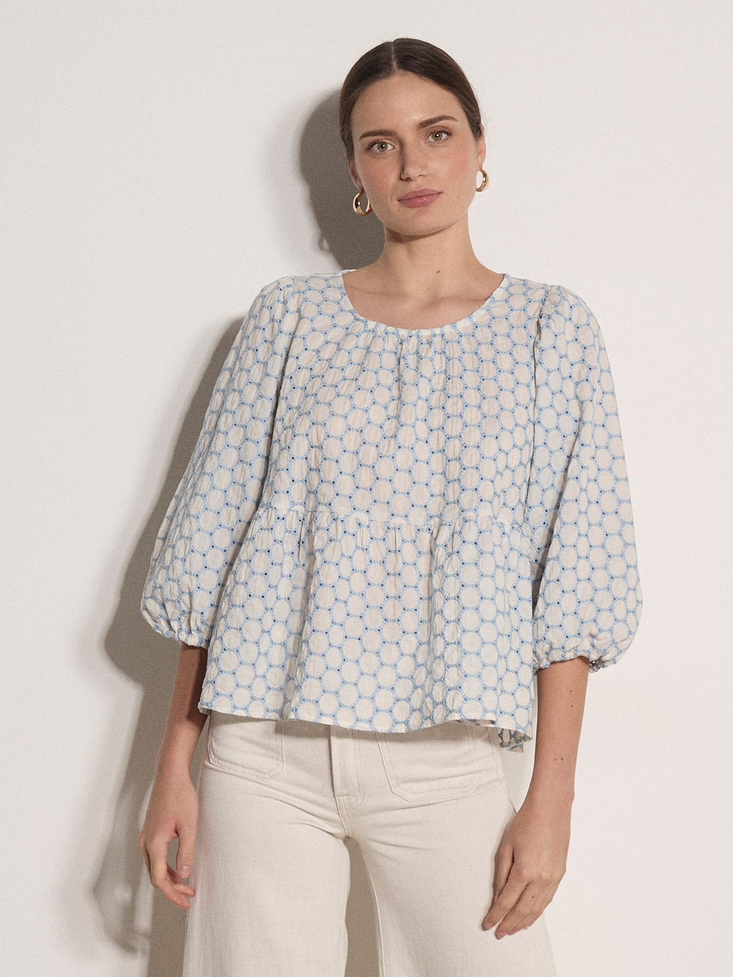 Apricot Blusentop Top mit Peplum-Saum und Kreisstickerei Stickerei