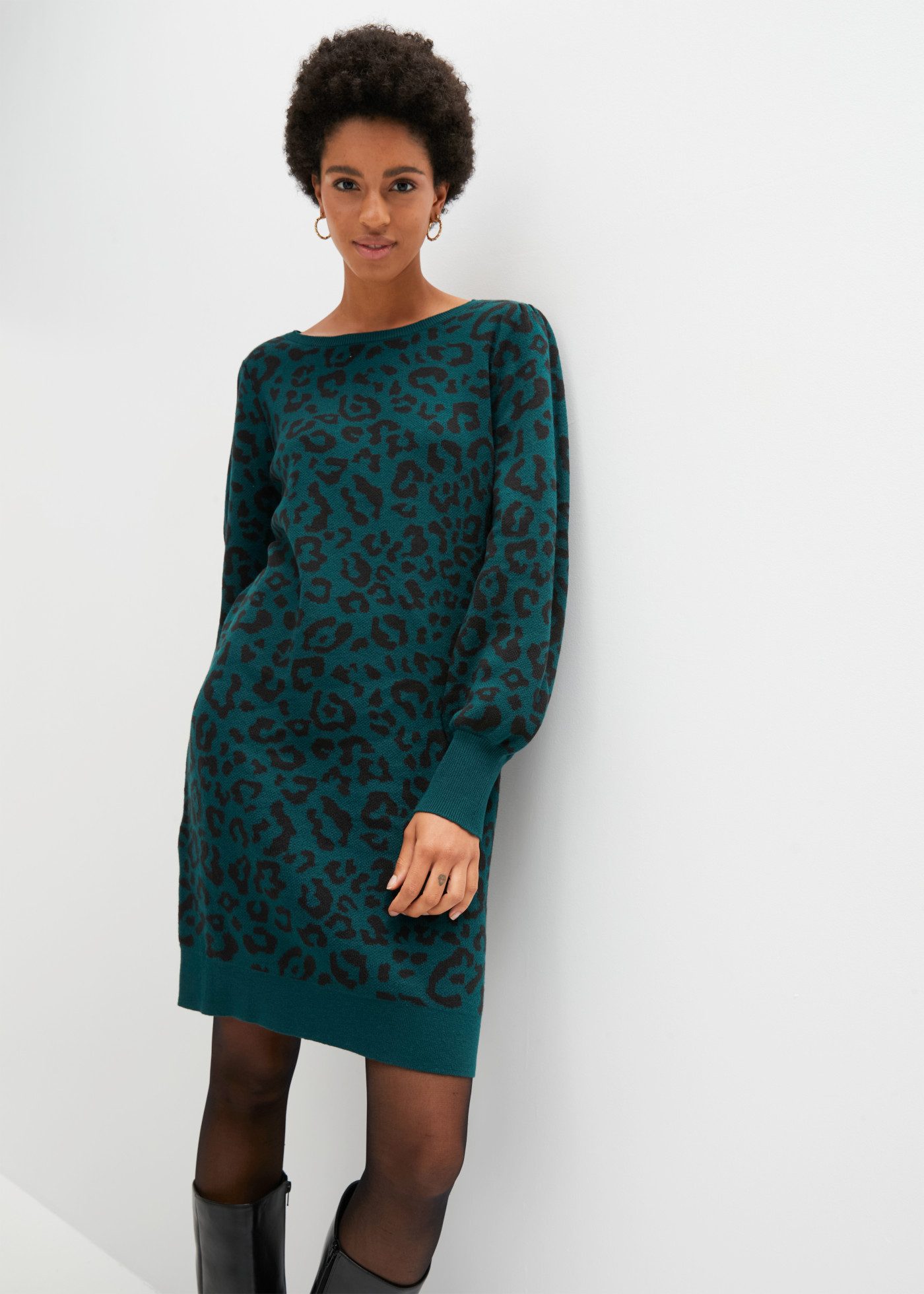 bonprix Strickkleid ohne Verschluss, ca. Mitte Oberschenkel lang, Slim Fit