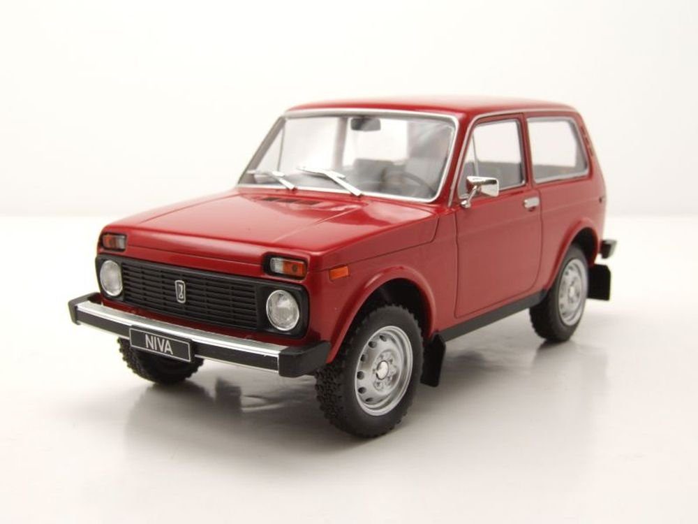 Whitebox Modellauto Lada Niva 1976 rot Modellauto 1:24 Whitebox, Maßstab 1:24