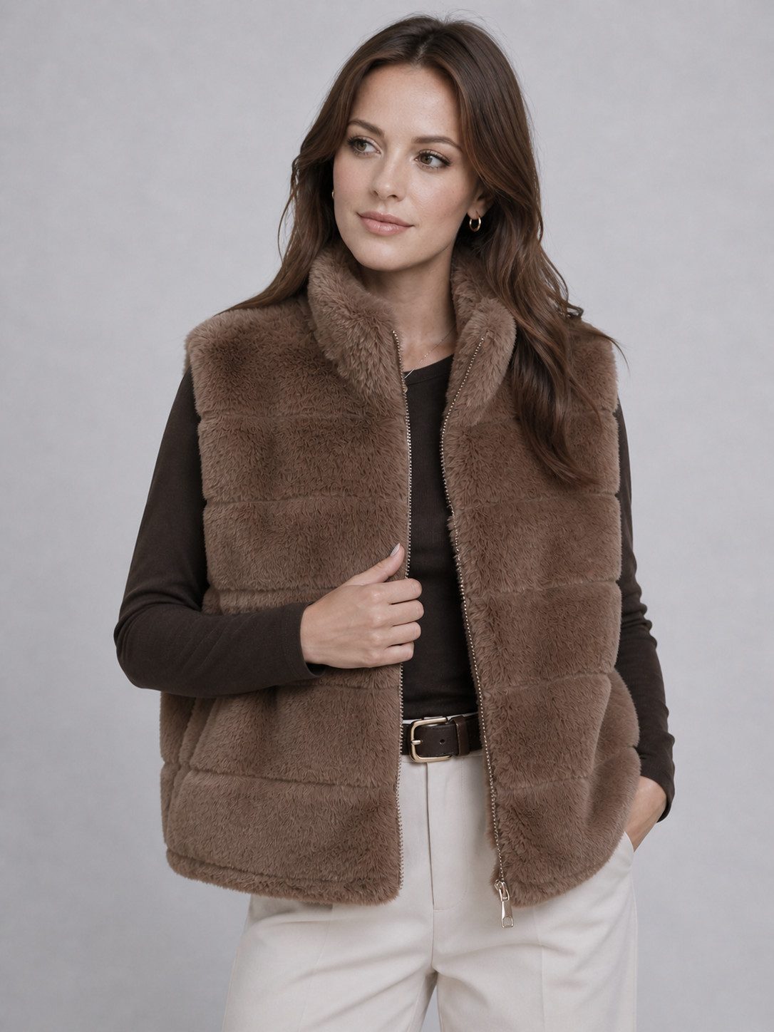 ITALY VIBES Fellweste ALESSIA - kuschelweiche Weste - Kunstfellweste mit Stehkragen Damen