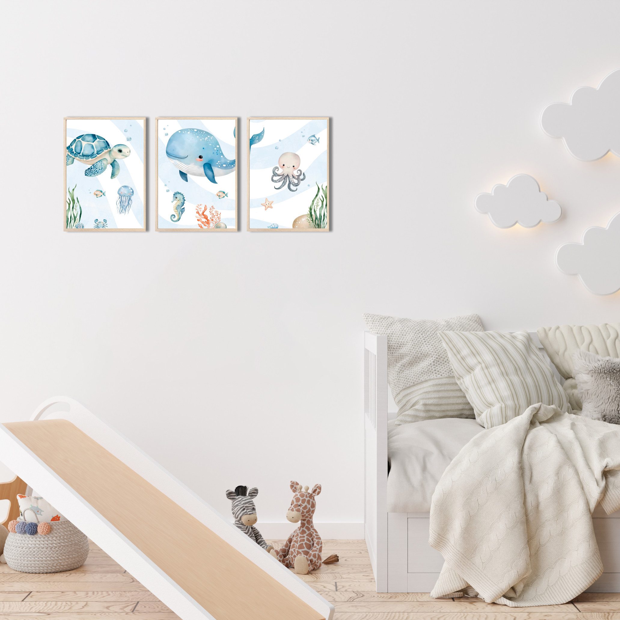 MeinBaby123® Poster Kinderzimmer Meerestiere, Kinderzimmer Deko, Kinderzimmer Bilder, Unterwasserwelt, süßer Wal, Schildkröte, Qualle – Bild 3 von 5