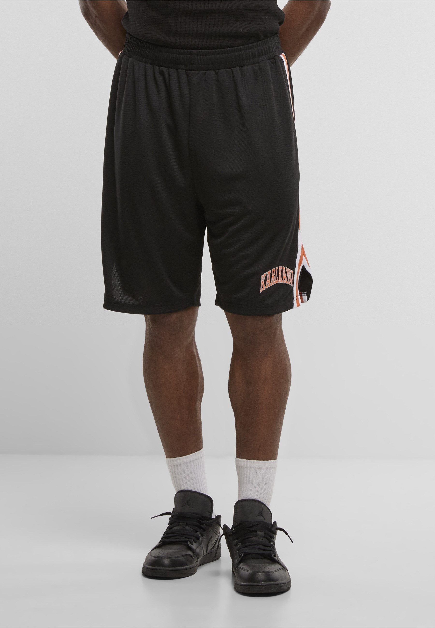 Karl Kani Trainingsshorts Karl Kani Sport College Tape Mesh Basketball Shorts (1-tlg)