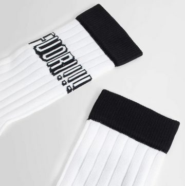 GUCCI Tennissocken GUCCI WHITE Fuori!!! Tennis Socks Sneakers Socken Nod to the LGBTQ Bri