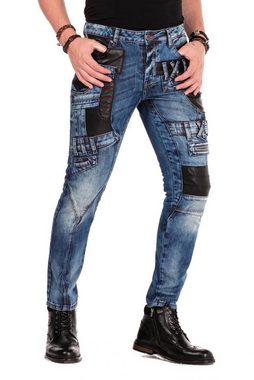 Cipo & Baxx Bequeme Jeans mit Kunstleder-Applikationen in Straight Fit