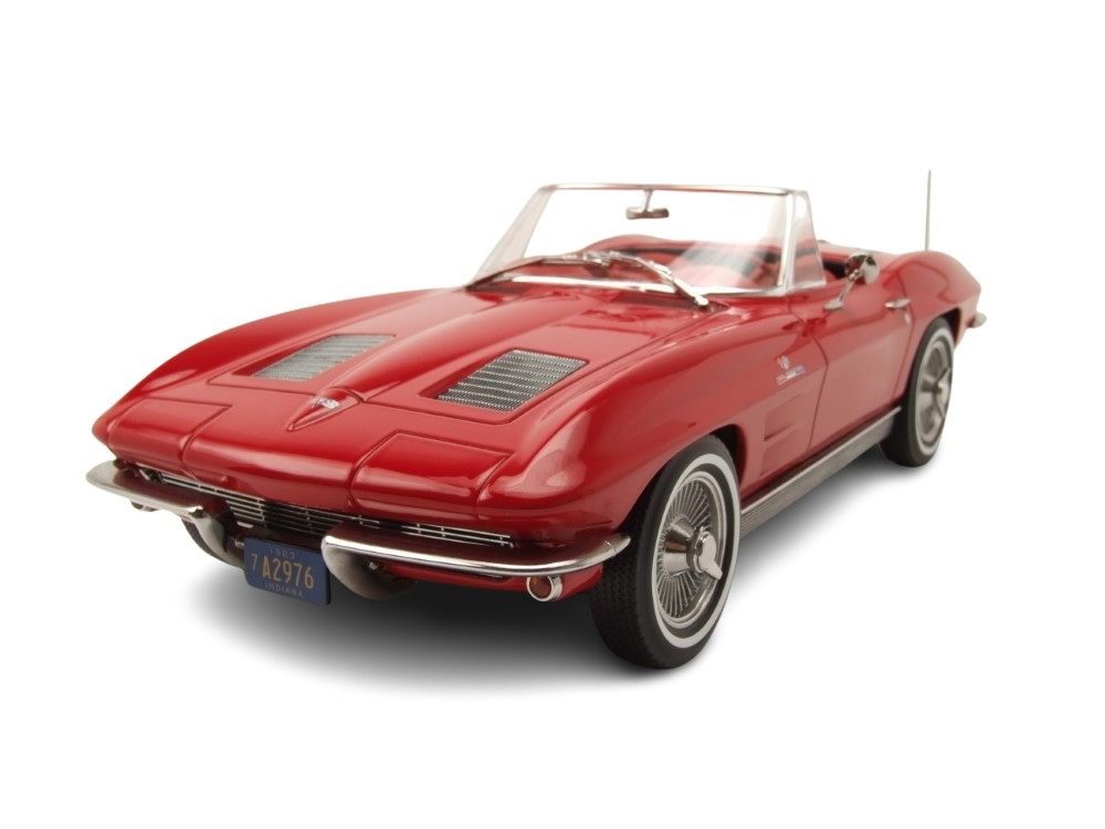 Norev Modellauto Chevrolet Corvette C2 Sting Ray Convertible 1963 rot, Maßstab 1:18