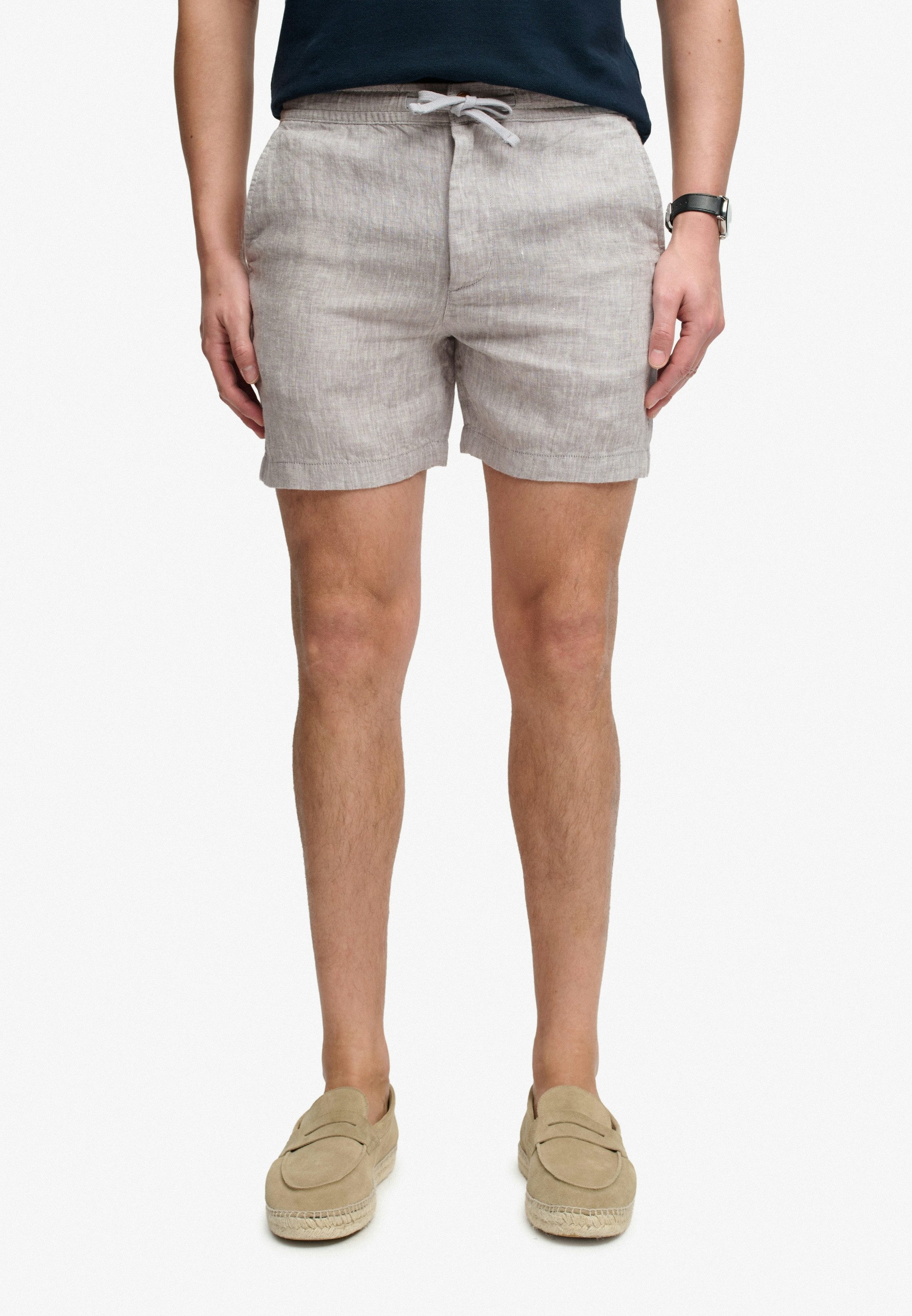 Superdry Shorts MERCHANT LINEN SHORT aus Leinen, Relaxed Fit, mit Reißverschluss
