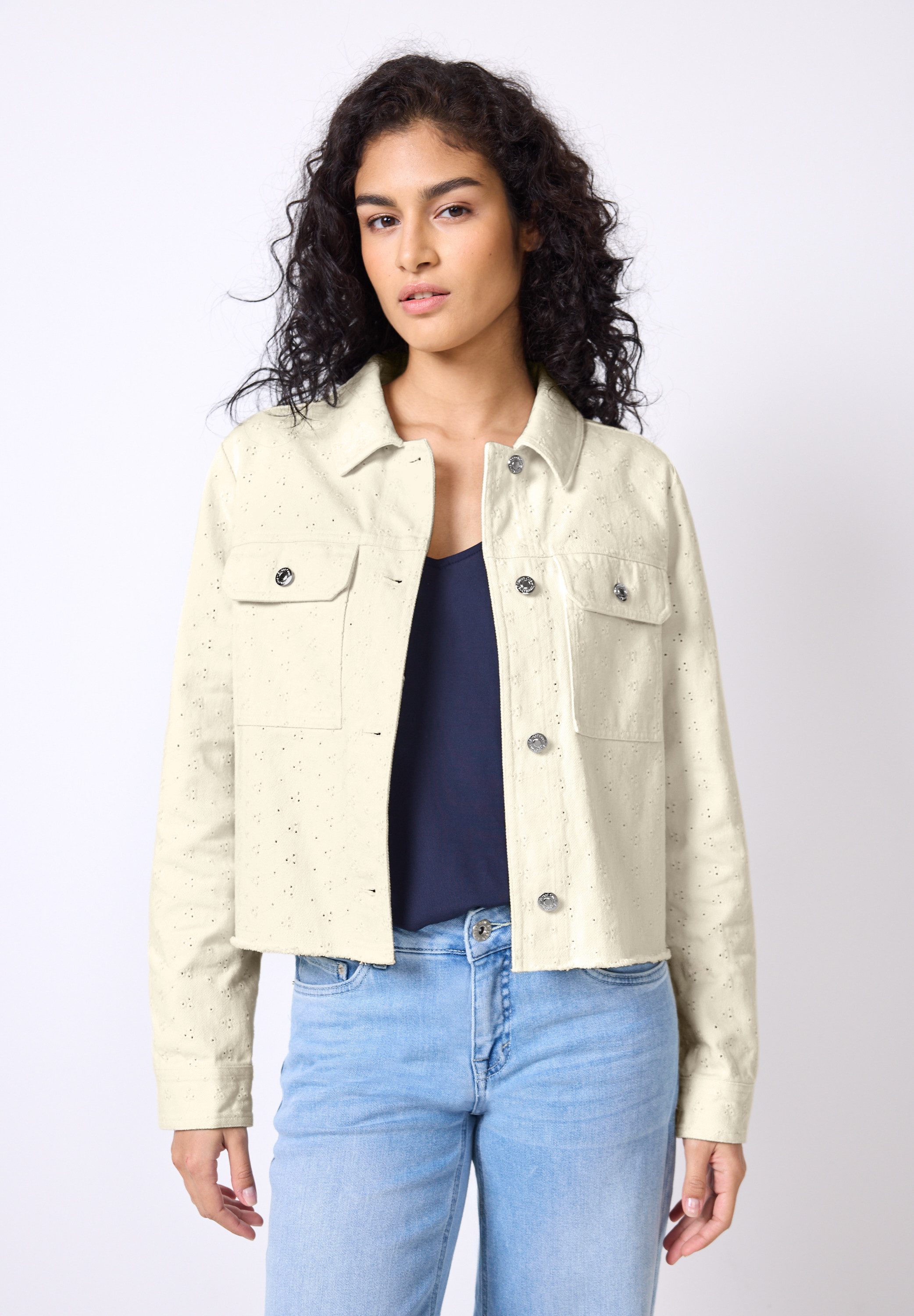 STREET ONE STUDIO Kurzjacke mit Lochstickerei günstig online kaufen