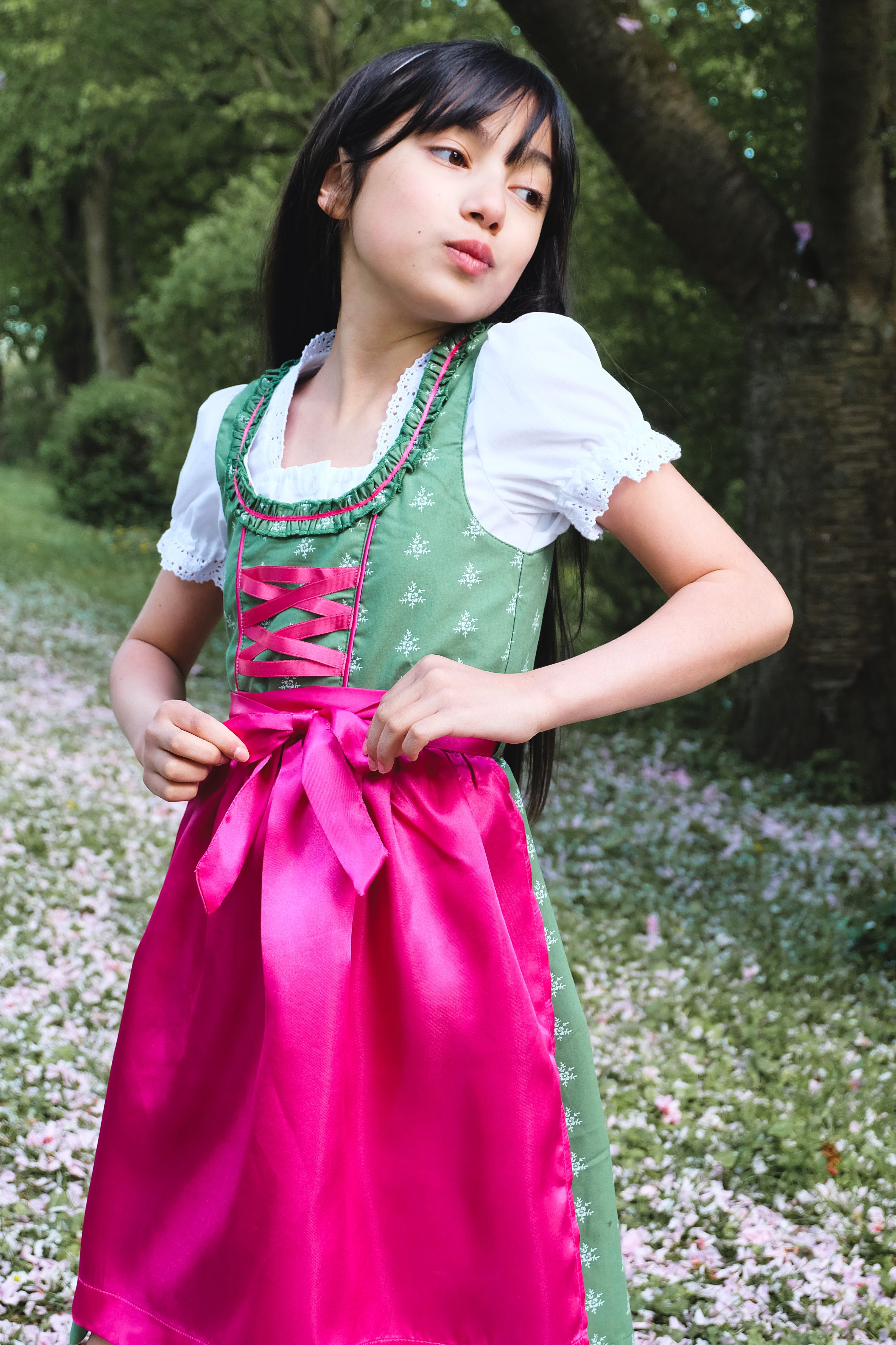 Ramona Lippert Dirndl Kinderdirndl Franziska dunkelgrün 3 teiliges Trachtenkleid