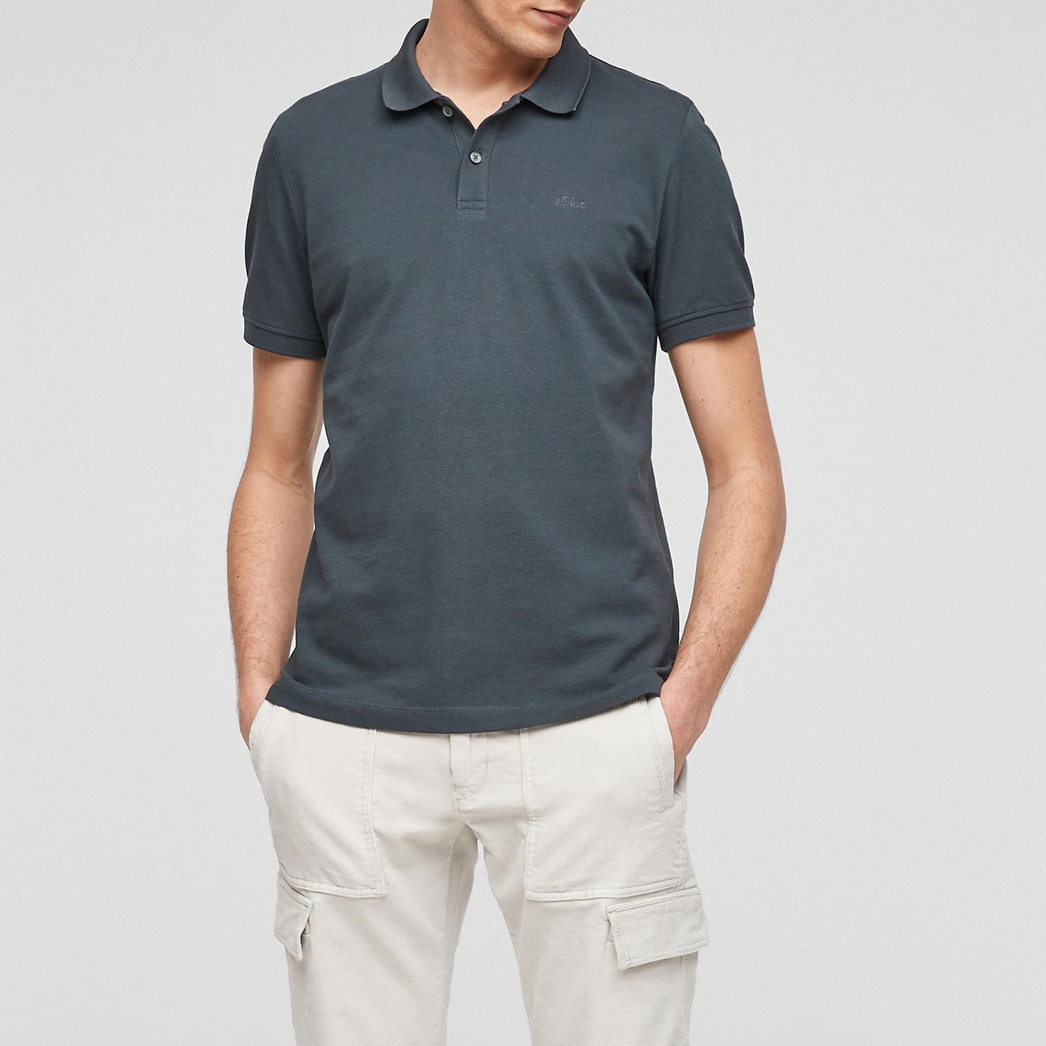 s.Oliver Poloshirt Basic (1-tlg) Piqué, Kragen, Knöpfe, Logo-Stickerei